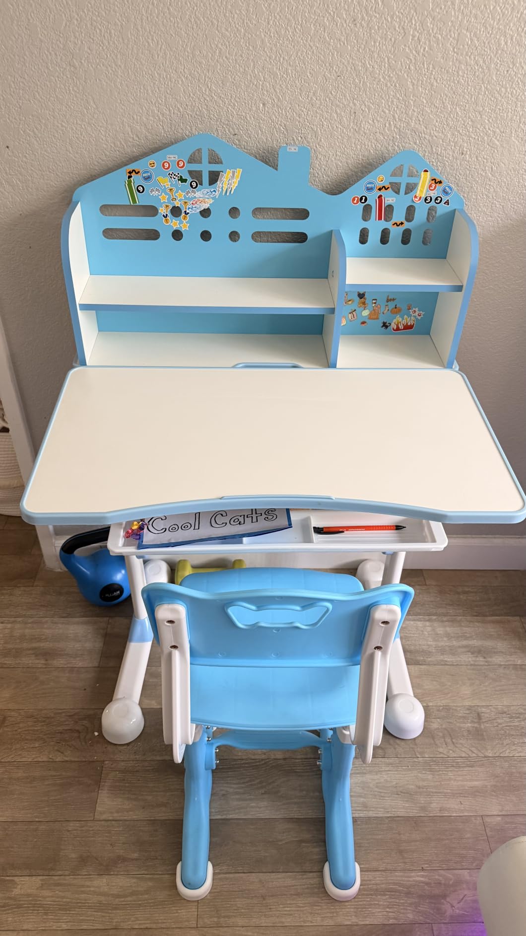 Kids Desk and Chair Set, Height Adjustable Kids Desk customer photo 1