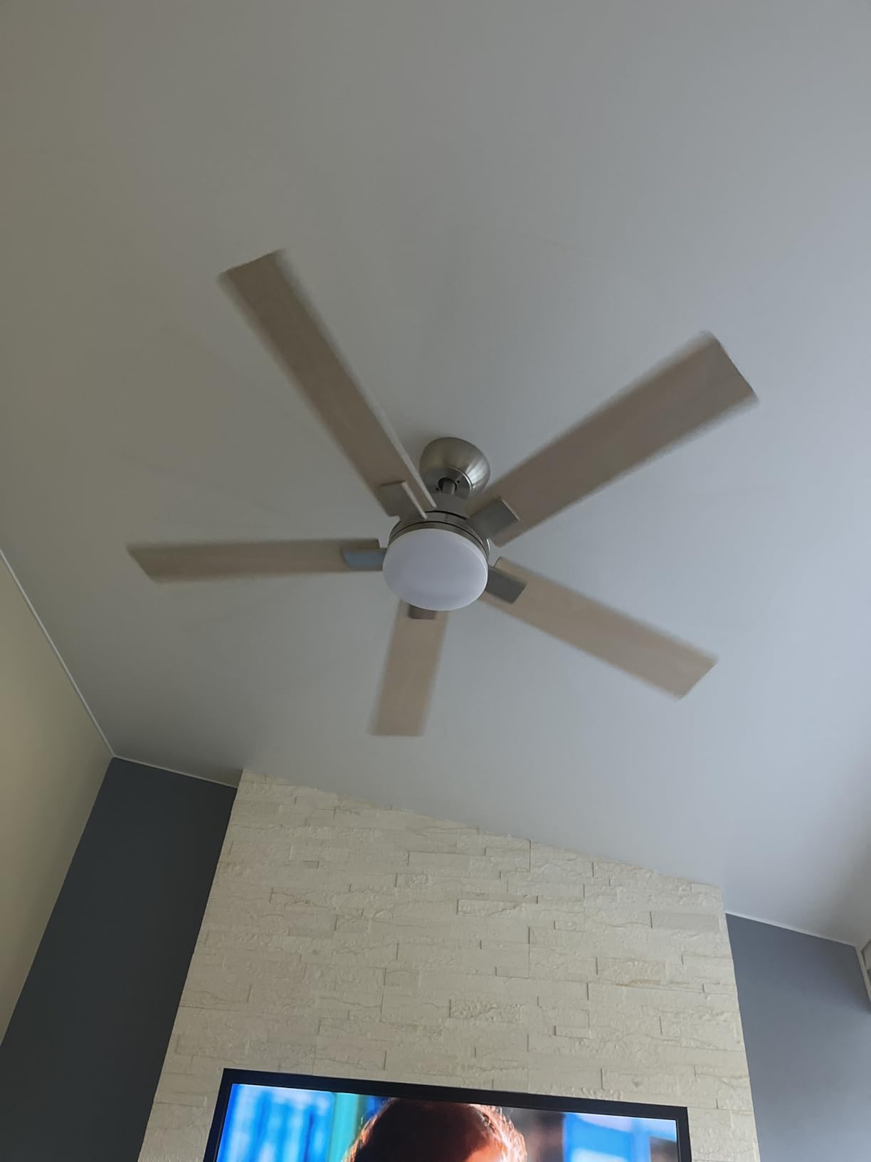 Rayqueen 60 Inch White Ceiling Fans with Lights and Remote,Includes Downrod customer photo 2