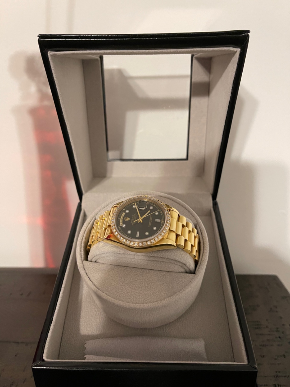 Single Automatic Watch Winder,Quiet Japanese Motor,Battery/AC Powered customer photo 2