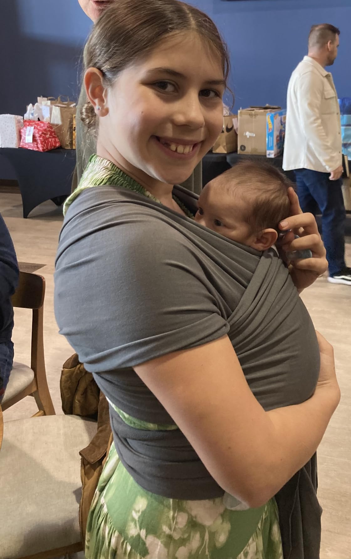 Sleepy Wrap Baby Carrier Wrap for Infants 7-35lbs, Lightweight, Light Gray customer photo 1
