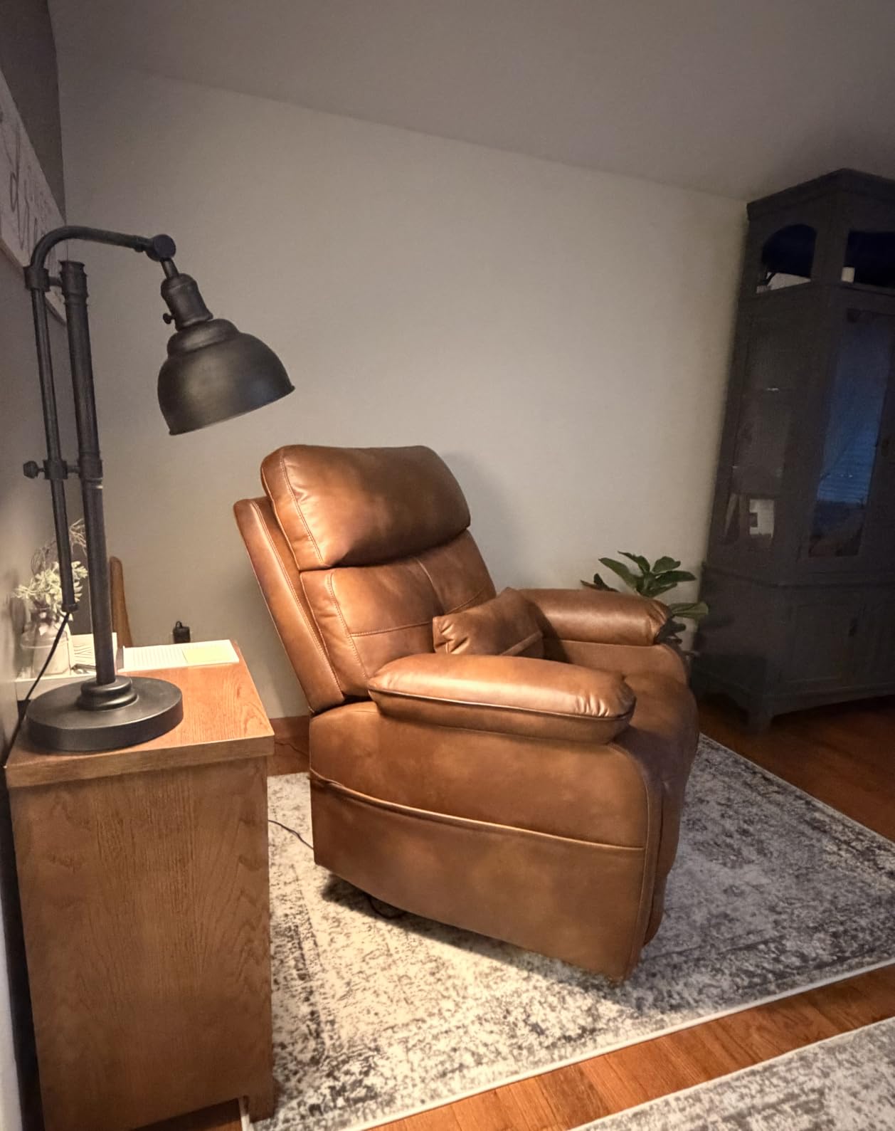 Dual Motor Power Lift Recliner Chair for Adult & Elderly, Leather, Beige customer photo 2
