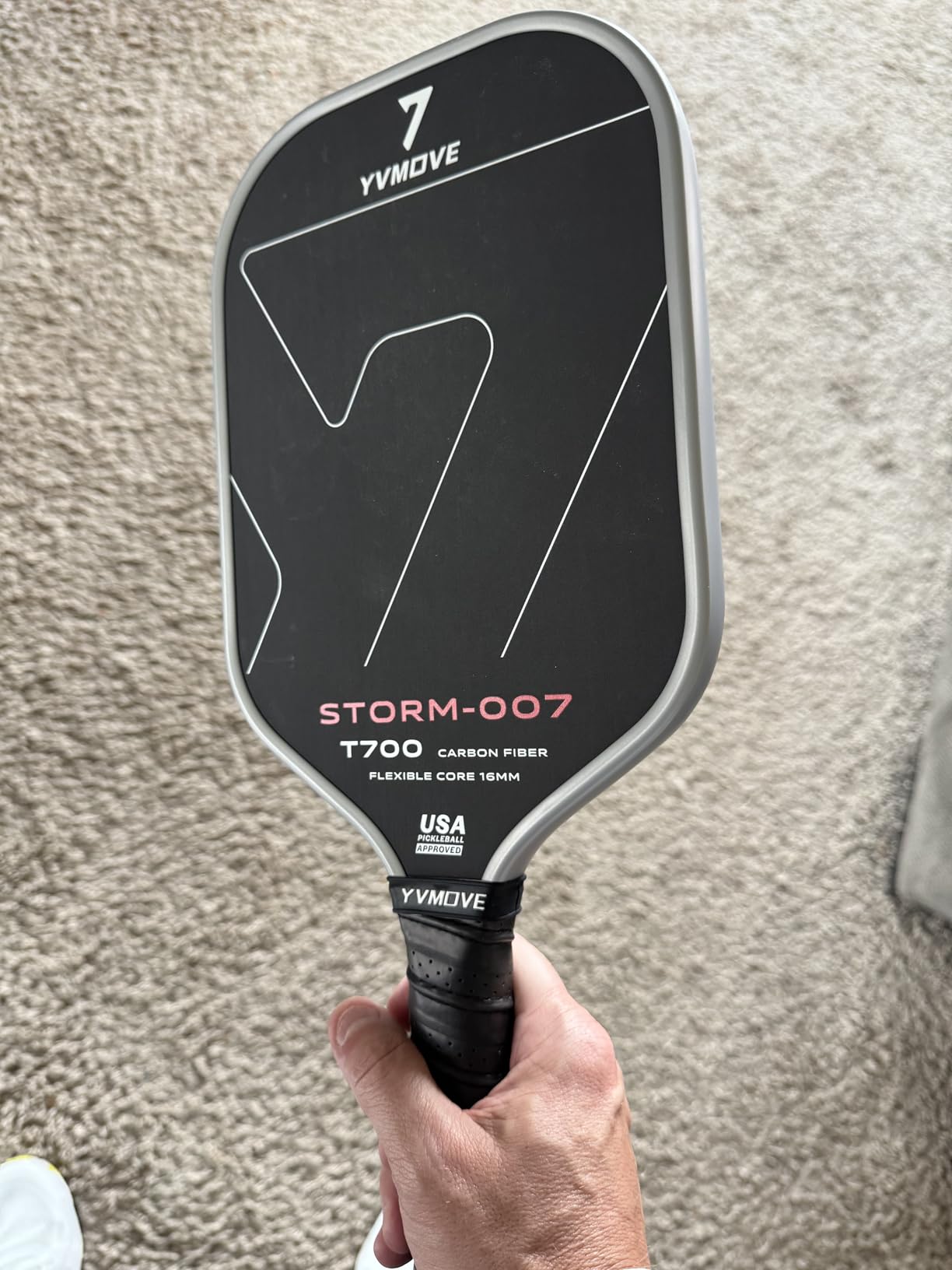 YVmove 16mm Kevlar T700 Carbon Fiber Pickleball Paddle, USAPA Approved customer photo 2