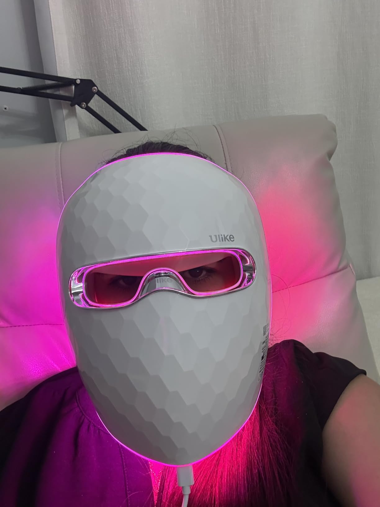 Ulike Red Light Therapy Mask for Face,360° full face coverage customer photo 1