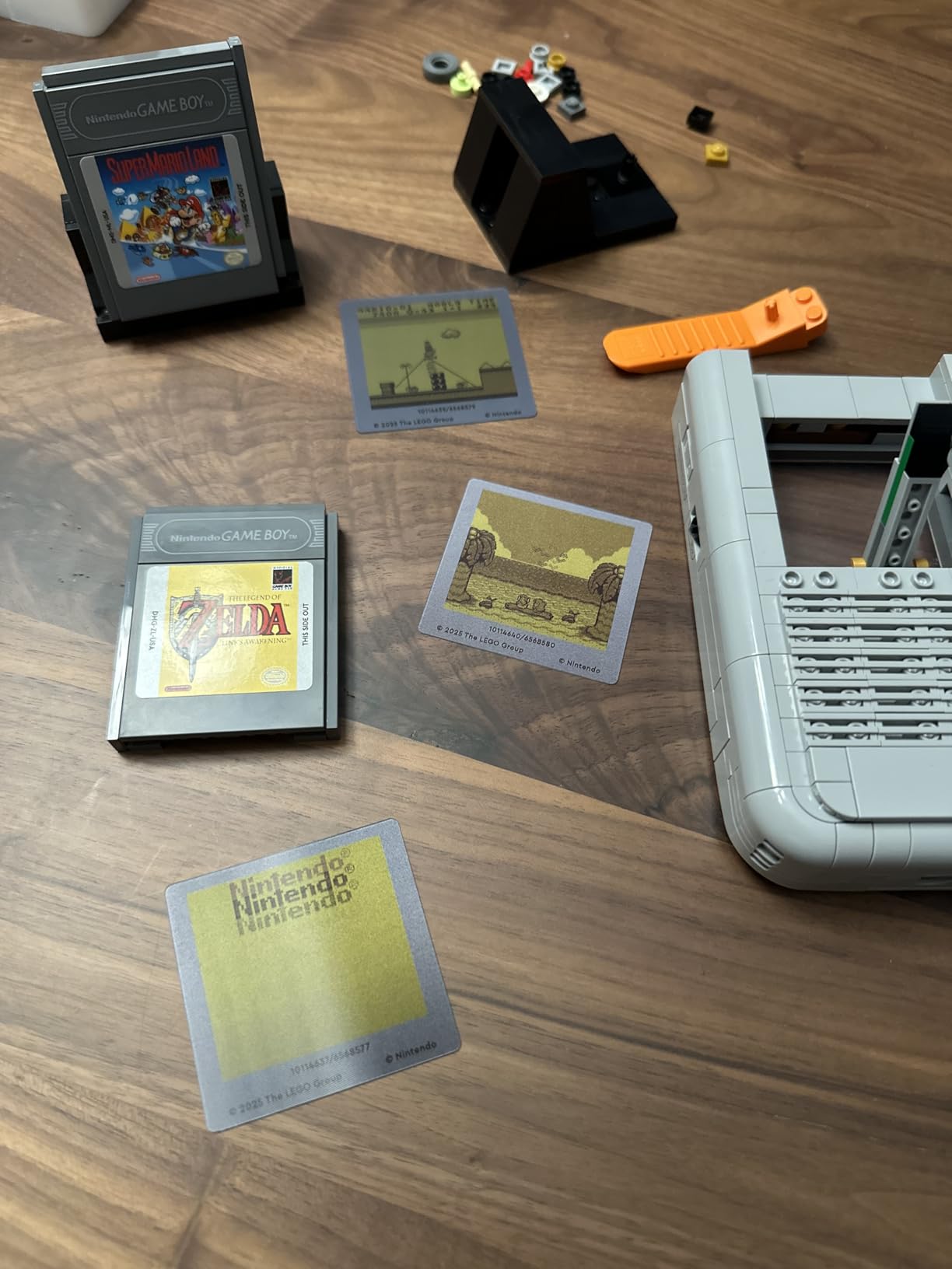 LEGO Super Mario Game Boy - Retro Building Sets for Adults, Ages 18+ - Gifts for Birthdays - Collectible Model with Game Paks and Display Stand - 72046 customer photo 1