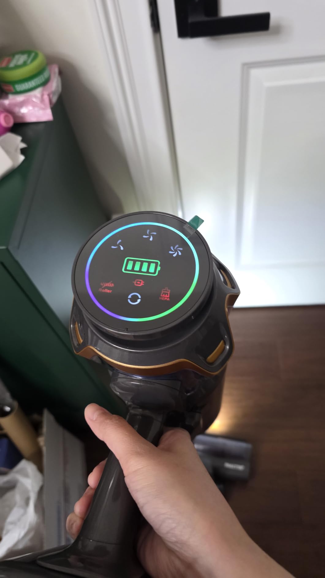 Cordless Vacuum Cleaner, Upgraded 650W 55KPA 70Mins Cordless Stick Vacuum Cleaner with Self-Standing and Touch Screen, Anti-tangle Wireless Vacuum, Vacuum Cleaners for Home/Pet Hair/Carpets/Floors customer photo 1