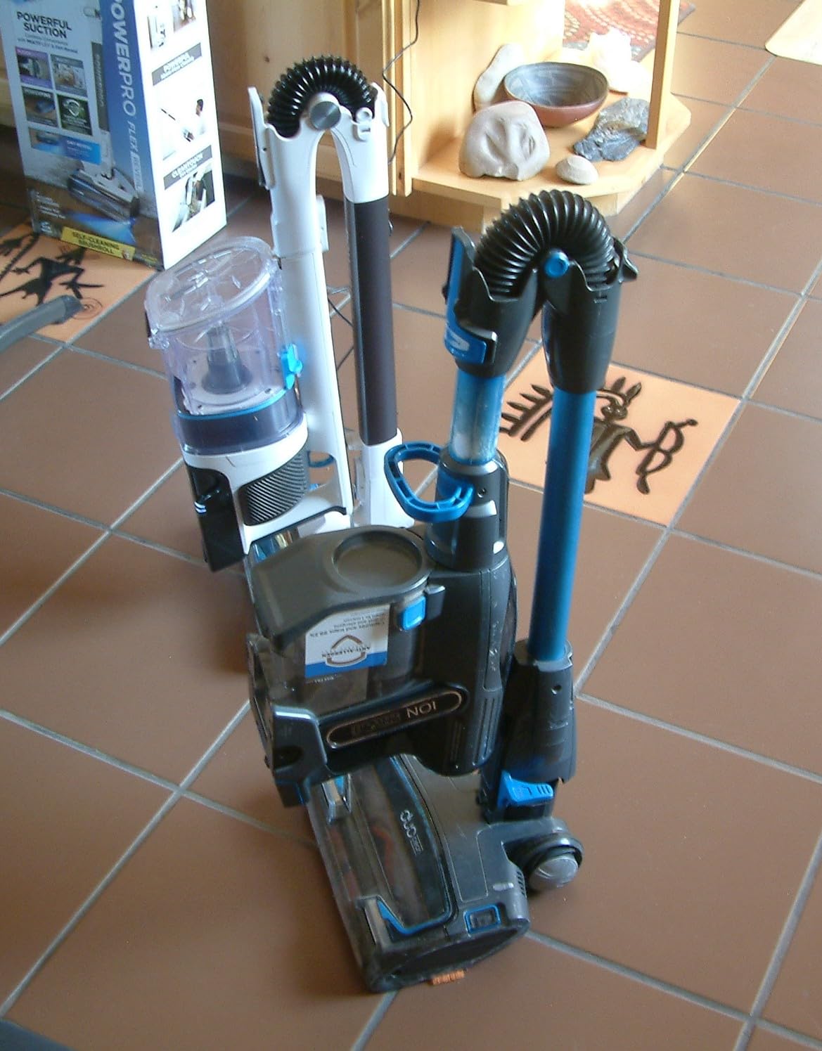 Shark PowerPro Flex Reveal Plus Cordless Vacuum, Java, IZ382H | FloorDetect & Dirt-Reveal Technology, HEPA Filter, for Carpets & Hard Floors, up to 50-Min Runtime, Powerful Pet Hair Pickup customer photo 1