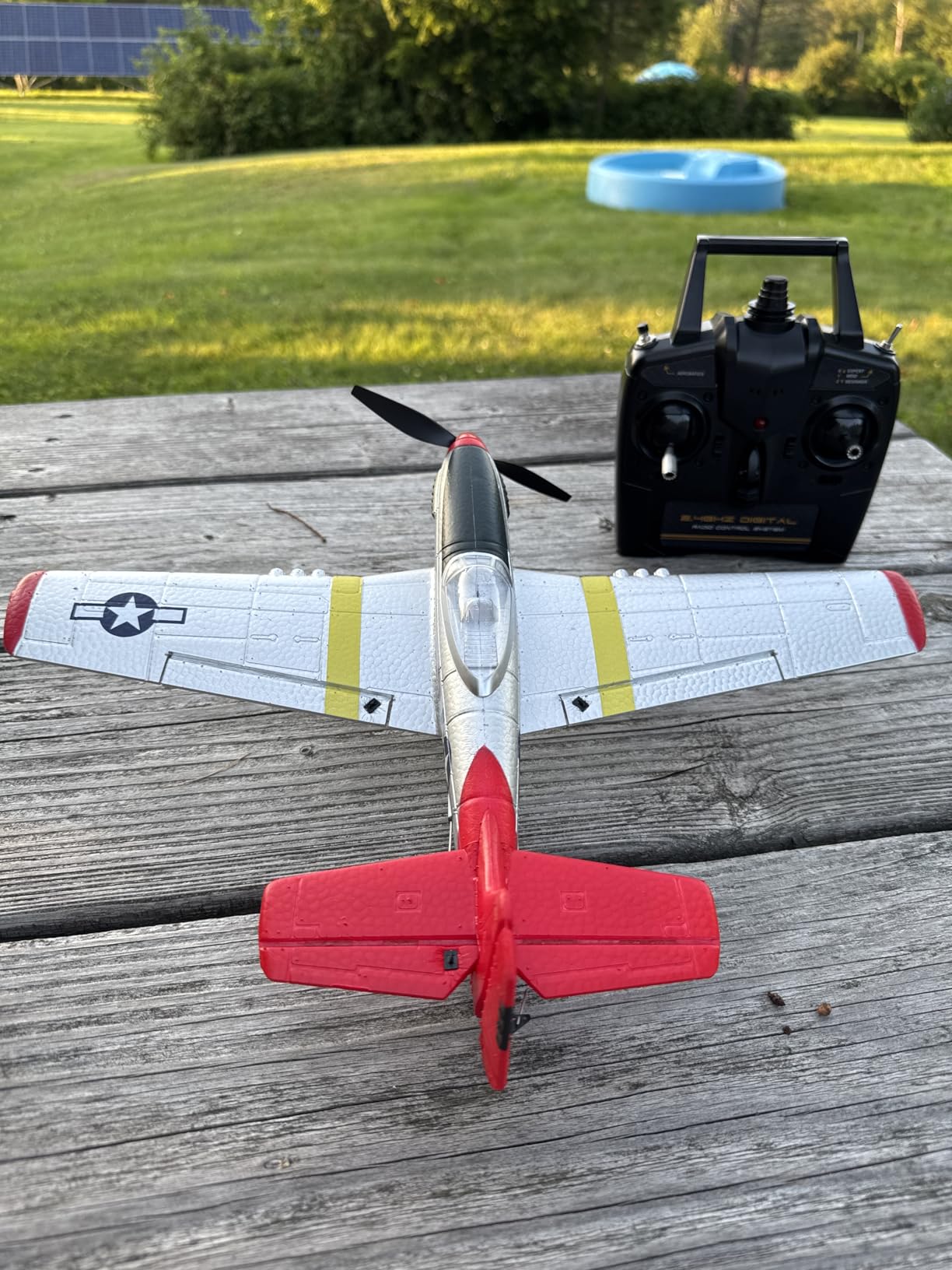 LEAMBE 4 Channel RC Plane, Ready to Fly Aerobatic Aircraft, Easy Control for Beginners, P51 Mustang RC Airplane for Adults Blue-Red customer photo 2