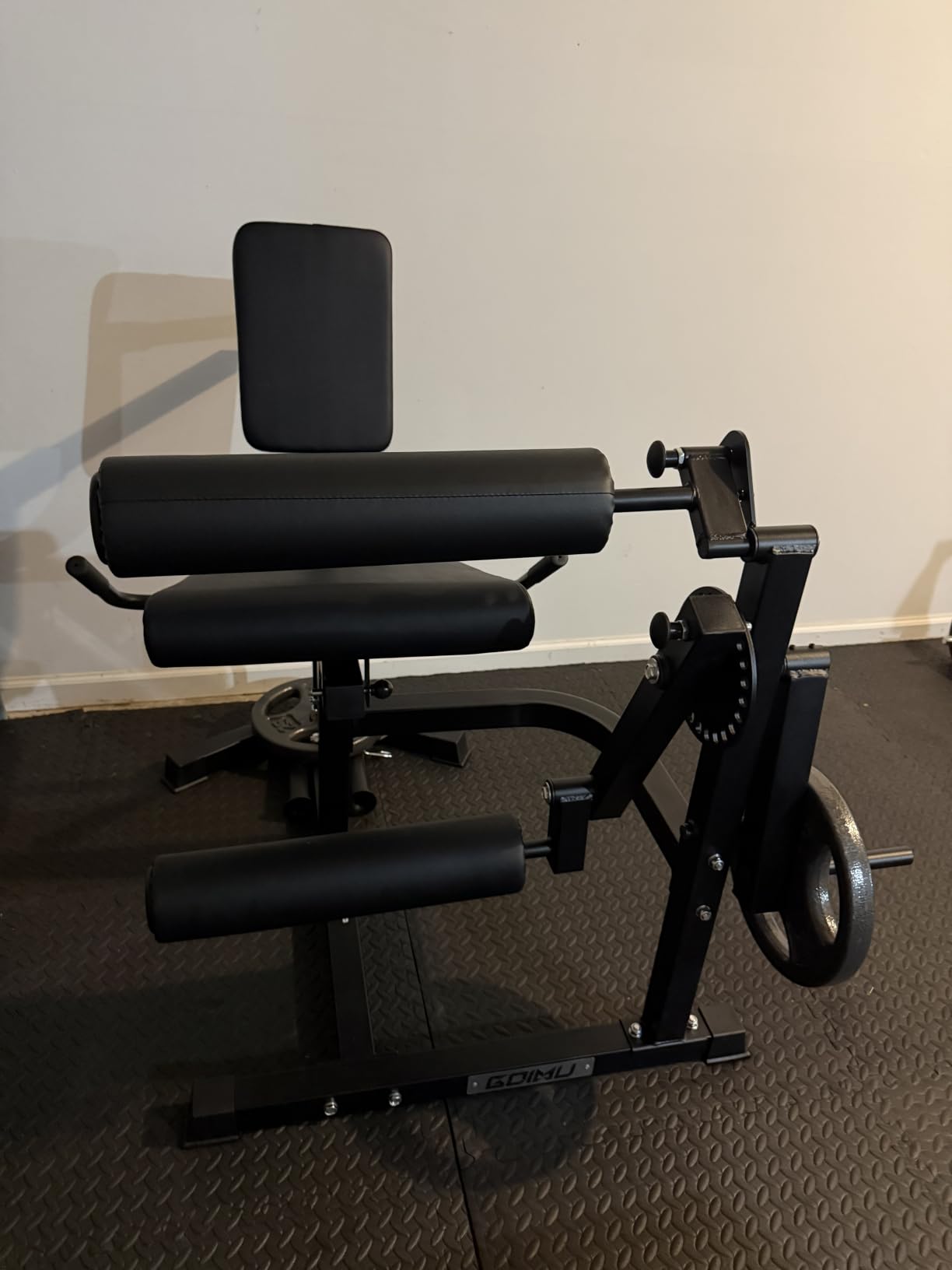 Leg Extension and Curl Machine, 4 in 1 Lower Body Workout Machine, Adjustable Leg Curl Machine with Plate Loaded, Leg Extension Machine with Exercise Bench, Home Gym Weight Machine customer photo 2