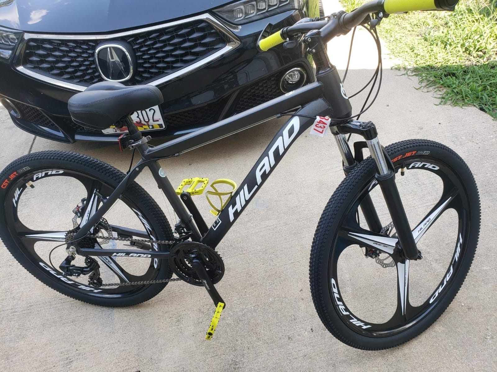HILAND 26 Inch Full Suspension Mountain Bike, 18-Speed MTB with Lightweight Frame, Dual V-Brakes, All-Terrain XC Tires, Adult Bike for Men & Women customer photo 2