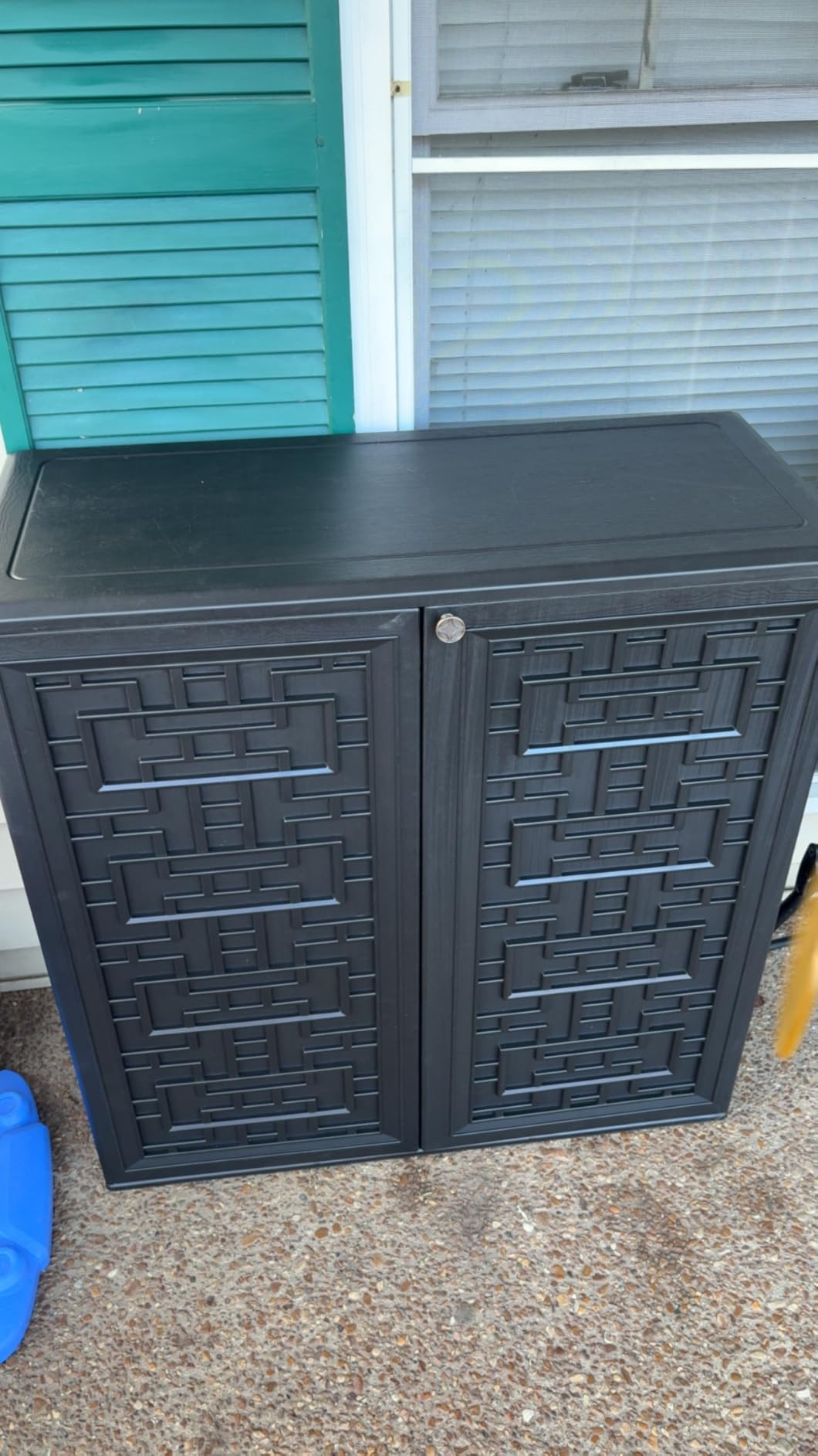 Mrosaa Outdoor Storage Cabinet Waterproof with Shelf,Resin Storage Sheds Outdoor Cabinets for tub Towels/Chemicals/Grill Items/Patio/Garden/Backyard, Size 34.3''L*15''W*36.2''H(Black) customer photo 1