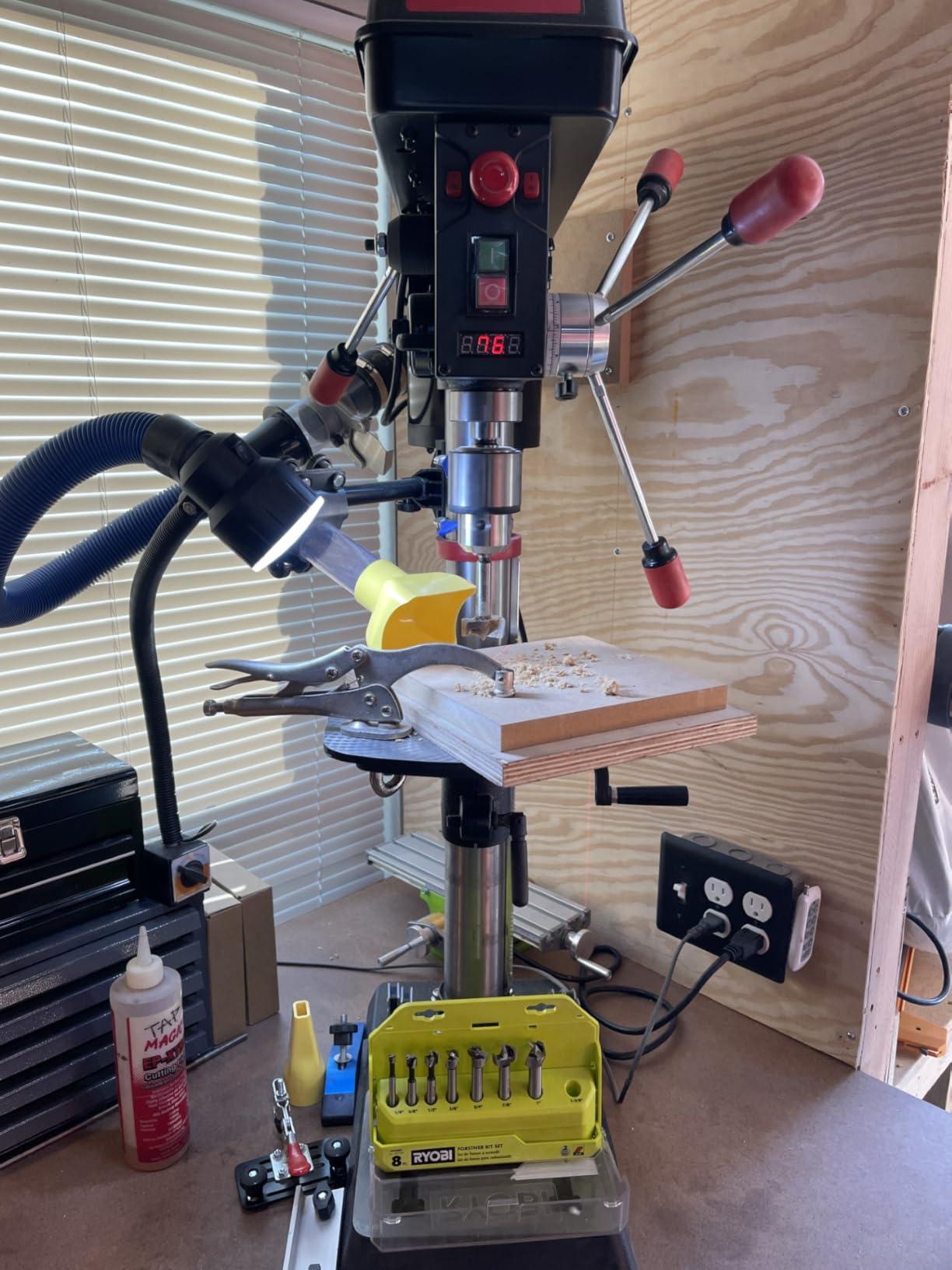 BUCKTOOL 12-Inch Benchtop Drill Press, 6-Pole Motor, 3/4 HP, 360-2000 RPM | 3-1/8-Inch Spindle Travel, High Torque, Laser, LED Work Light and Digital Speed Readout for Metalworking and Woodworking customer photo 1