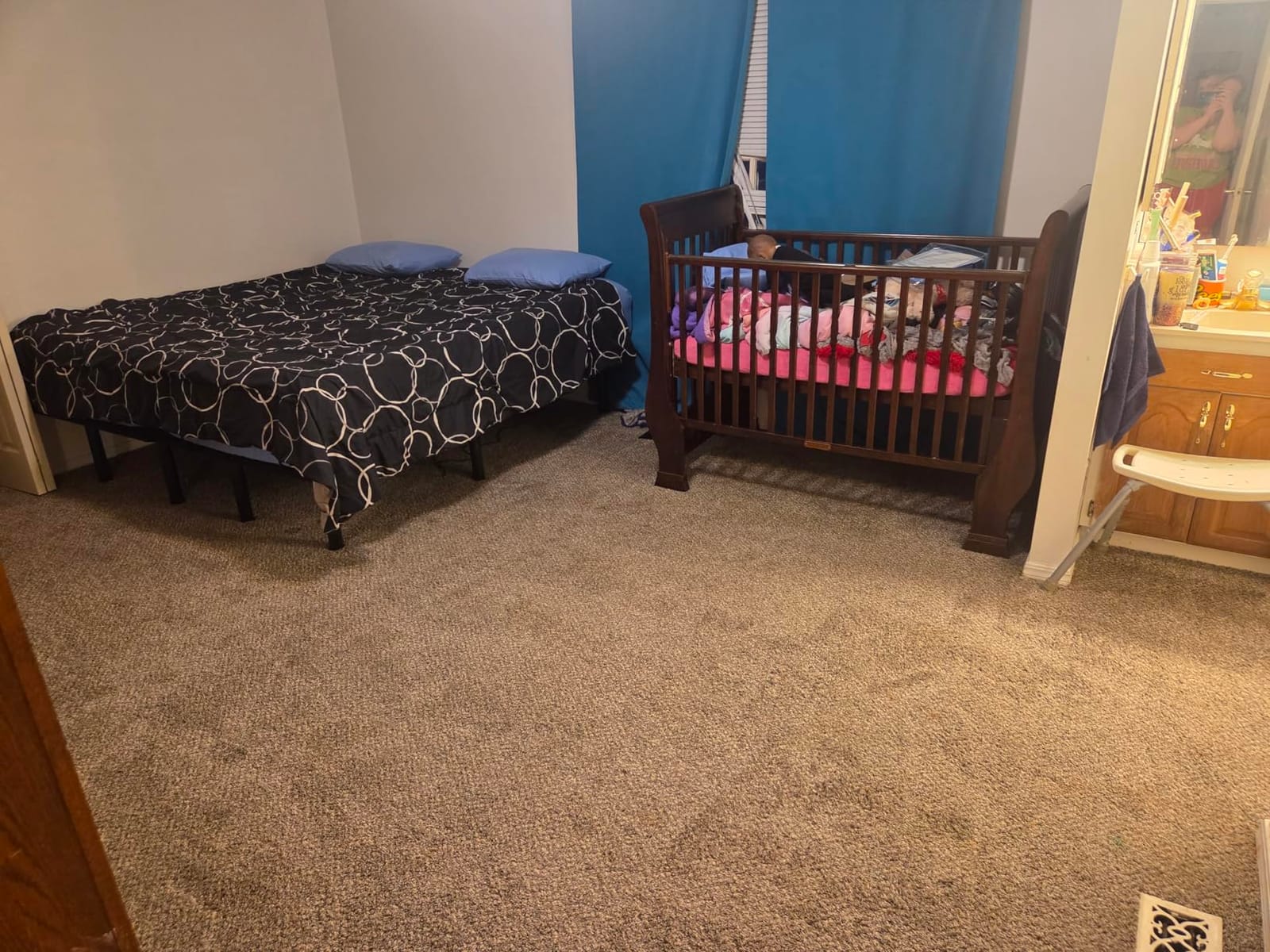 EGOHOME Split King Adjustable Bed Frame and 14