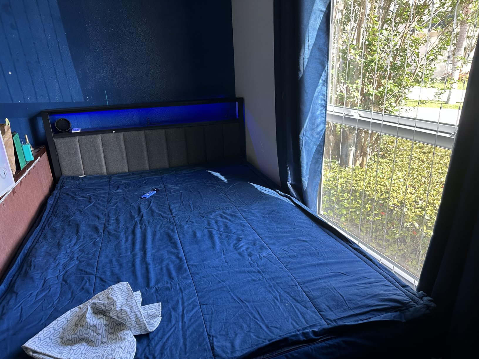 Furnulem Queen Bed Frame with Storage Drawers and Upholstered Headboard customer photo 2