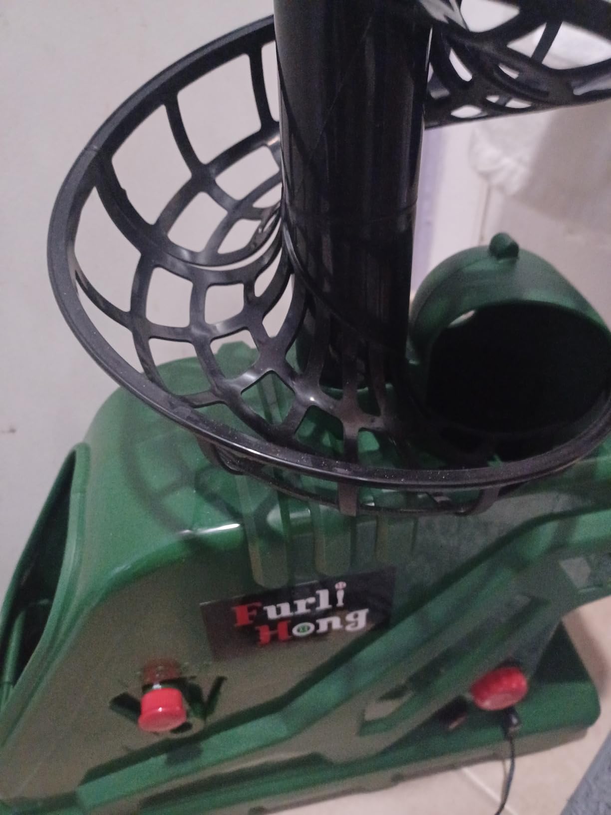 Furlihong 3819BH Portable Tennis Ball Machine – 5 Adjustable Angles, 2 Power Levels, 4 Serve Intervals, Up to 30 MPH, for All Skill Levels Training customer photo 1