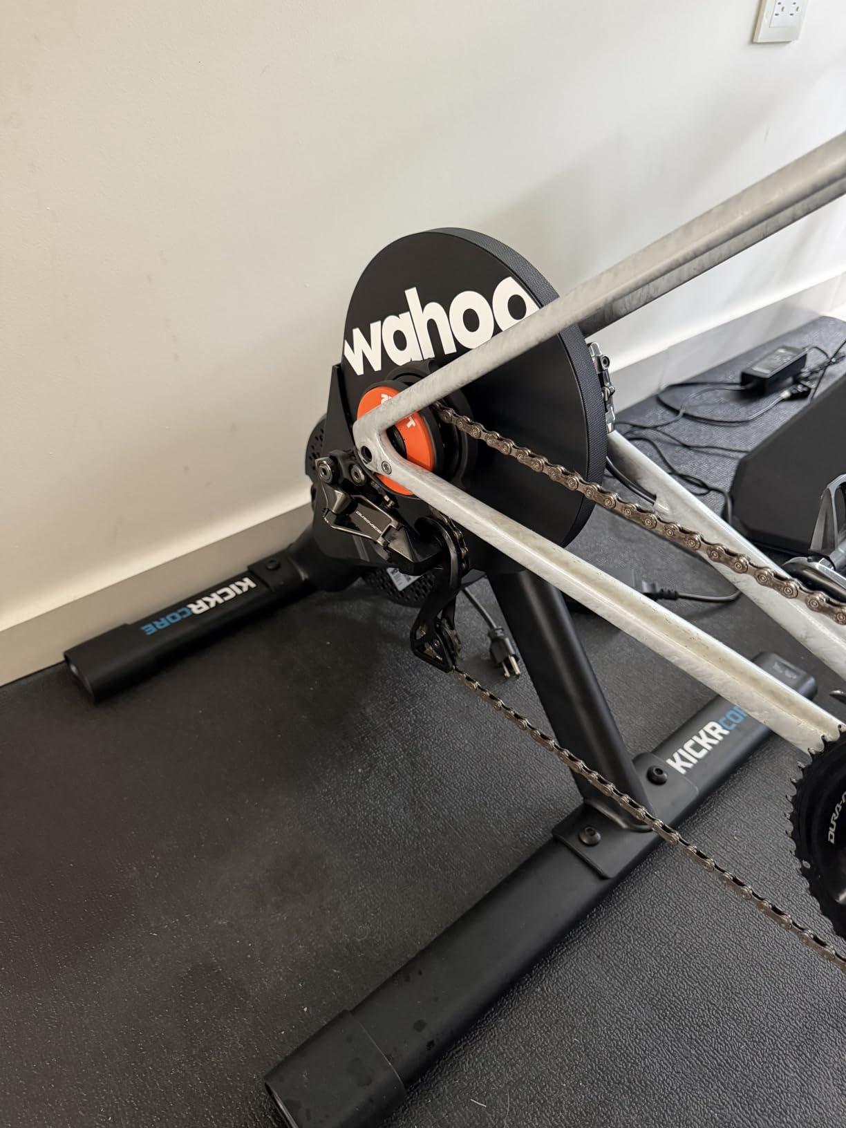 Wahoo Fitness KICKR CORE 2 ZWIFT COG and Click - Orange Cog 3rd Generation customer photo 1