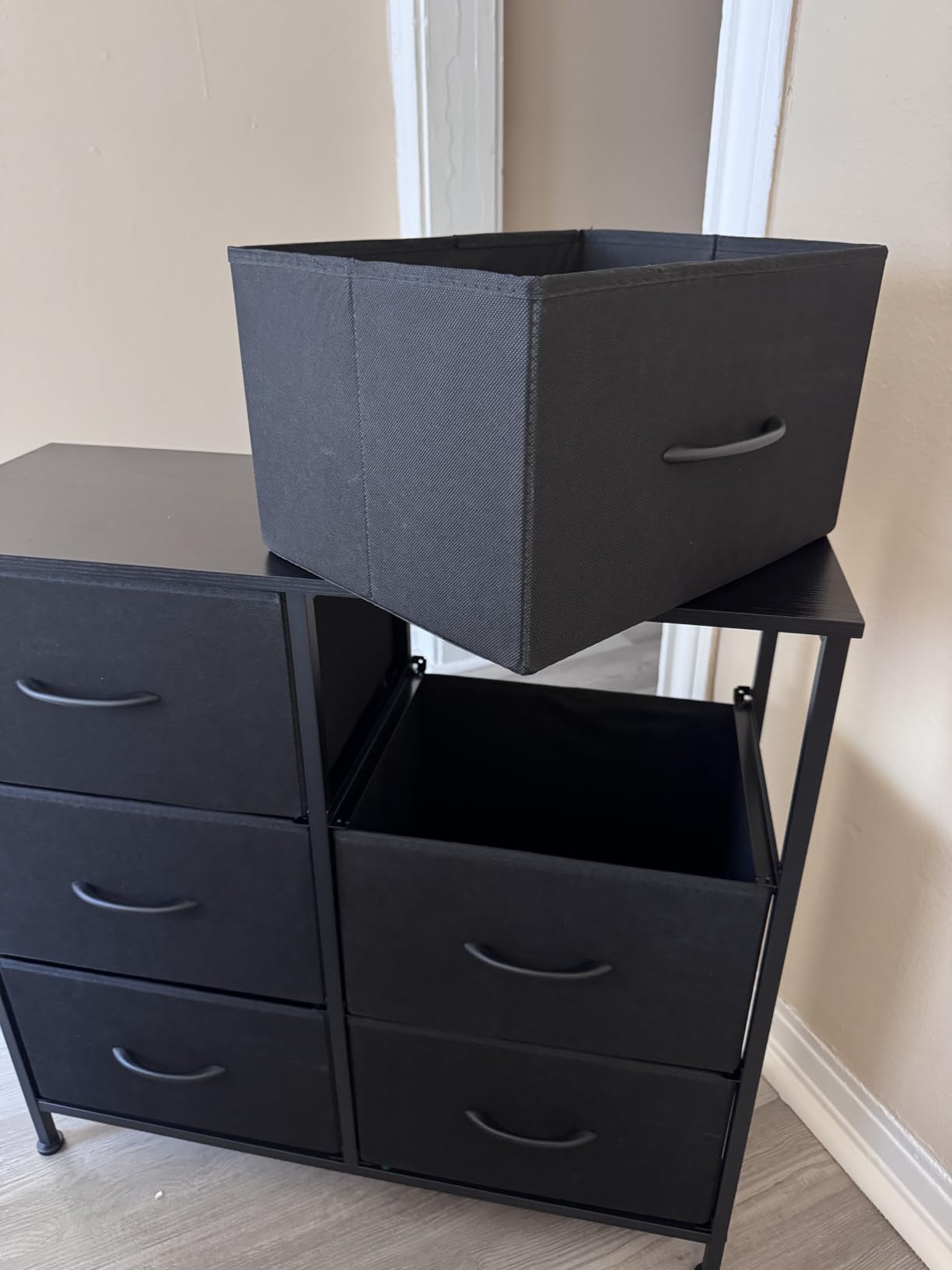 SONGMICS Dresser for Bedroom, Tall Dresser with 4 Fabric Drawers customer photo 2