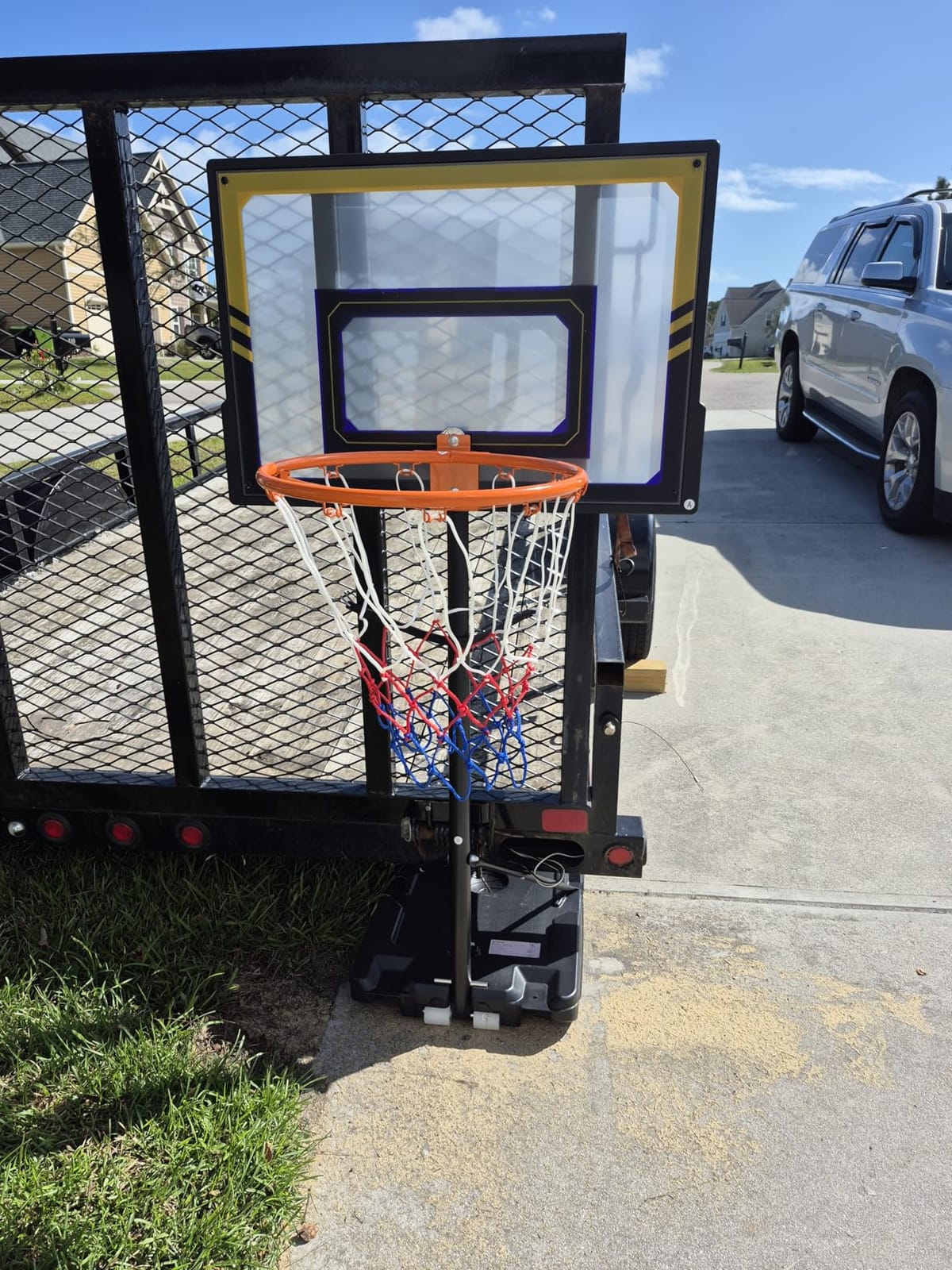 TONBUX Kids Basketball Hoop Outdoor, 3.5-7ft Stepless Adjustable Height, Portable Basketball Hoop for Kids in Backyard, Driveway and Indoor, Shatterproof PC Backboard customer photo 2