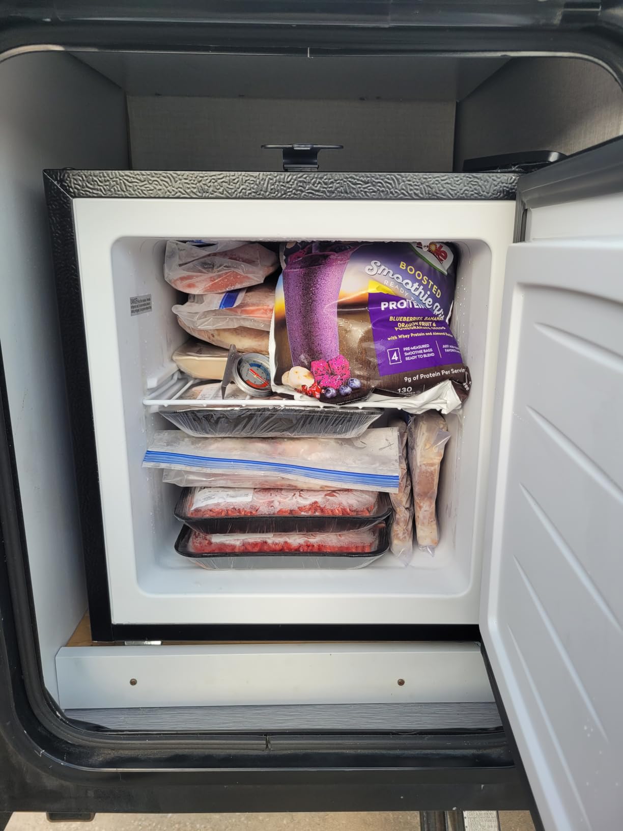 Electactic 6.5 Cu.ft Upright Freezer, Small Stand Up Freezer, White customer photo 2