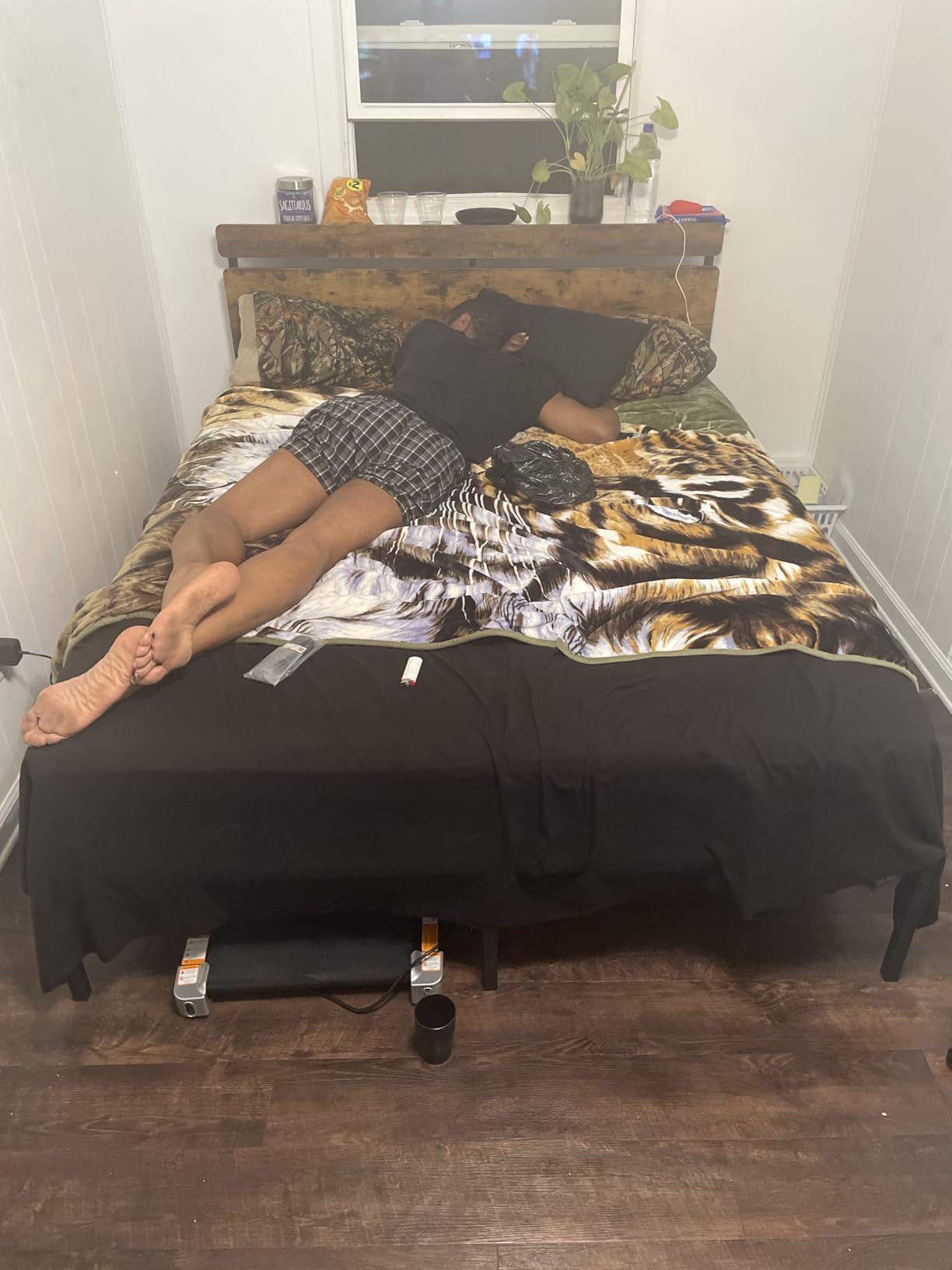 Forestell Queen Bed Frame with Wood Headboard,2 Storage Drawers & Shelf customer photo 1