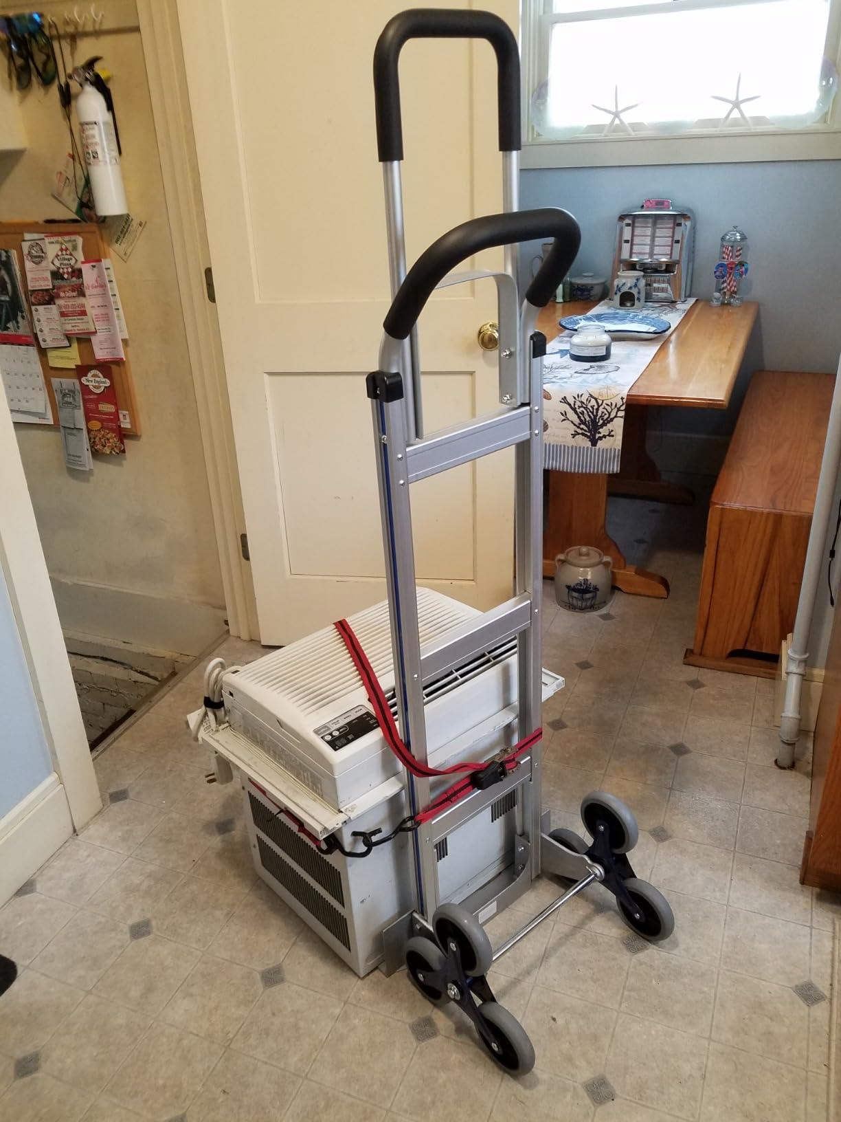 VEVOR 2 in 1 Aluminum Hand Truck 650 lbs, Convertible Hand Truck with 6 Wheels & Dual Handles, Integrated Frame Multipurpose Stair Climber for Home Shopping Moving Warehouse customer photo 1