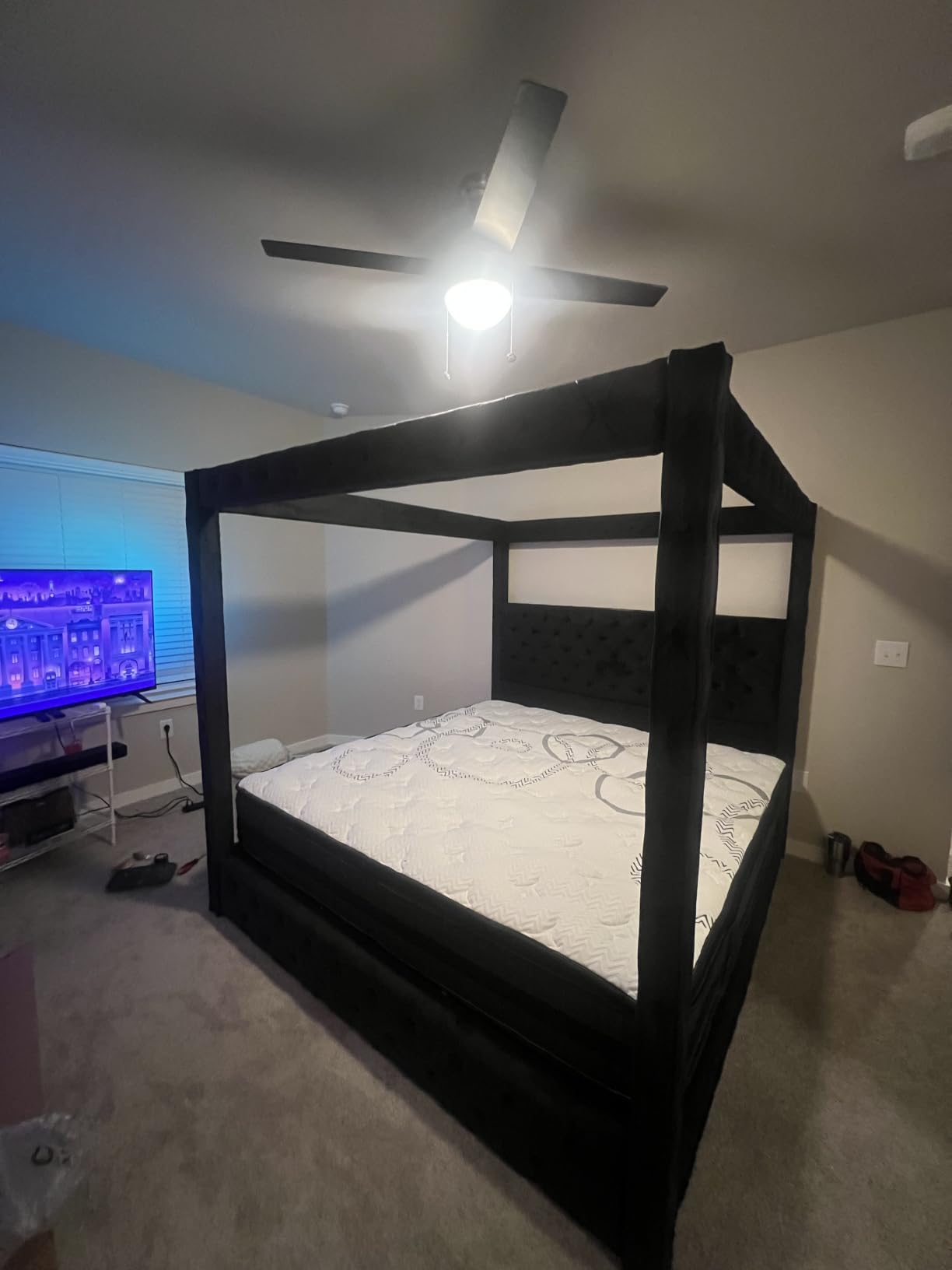 Jocisland King Canopy Bed Frame Velvet Upholstered Headboard,Grey customer photo 2
