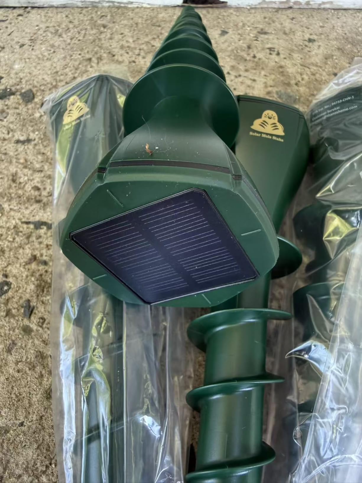 8 Pack Mole Repellent Solar Powered, Gopher Repellent Ultrasonic for Lawns, IP65 Waterproof Mole Deterrent for Yard, Outdoor Pest Control for Groundhog, Vole, Armadillo, Chipmunk, Snake customer photo 1