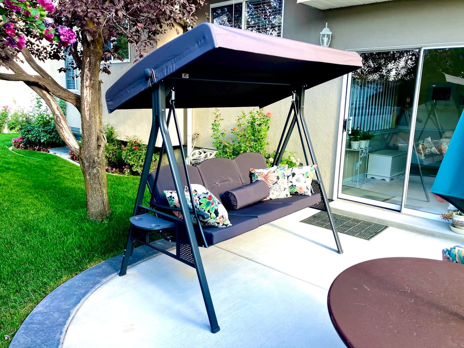 PURPLE LEAF 3-Seat Outdoor Porch Swing with Adjustable Canopy, Heavy Duty Aluminum Frame Patio Swing Chair for Adults, Great for Front Porch Balcony Courtyard, Silver Grey customer photo 1