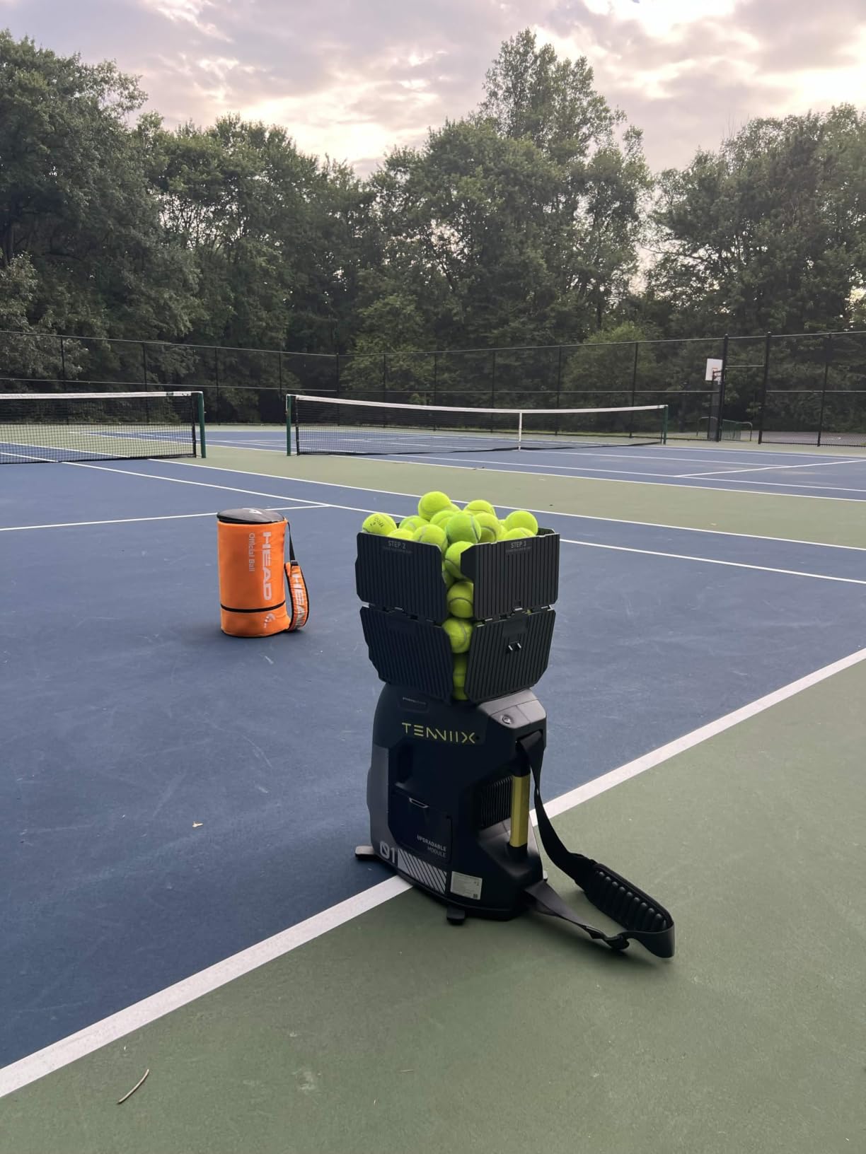 Basic Tennis Ball Machine, 18.7LB Portable Tennis Robot, 4H Runtime & 100+ Ball Capacity, Smart App & Voice Control, Multi-Training Mode, LED Display, 75MPH, Ideal for Beginners & Pro customer photo 1