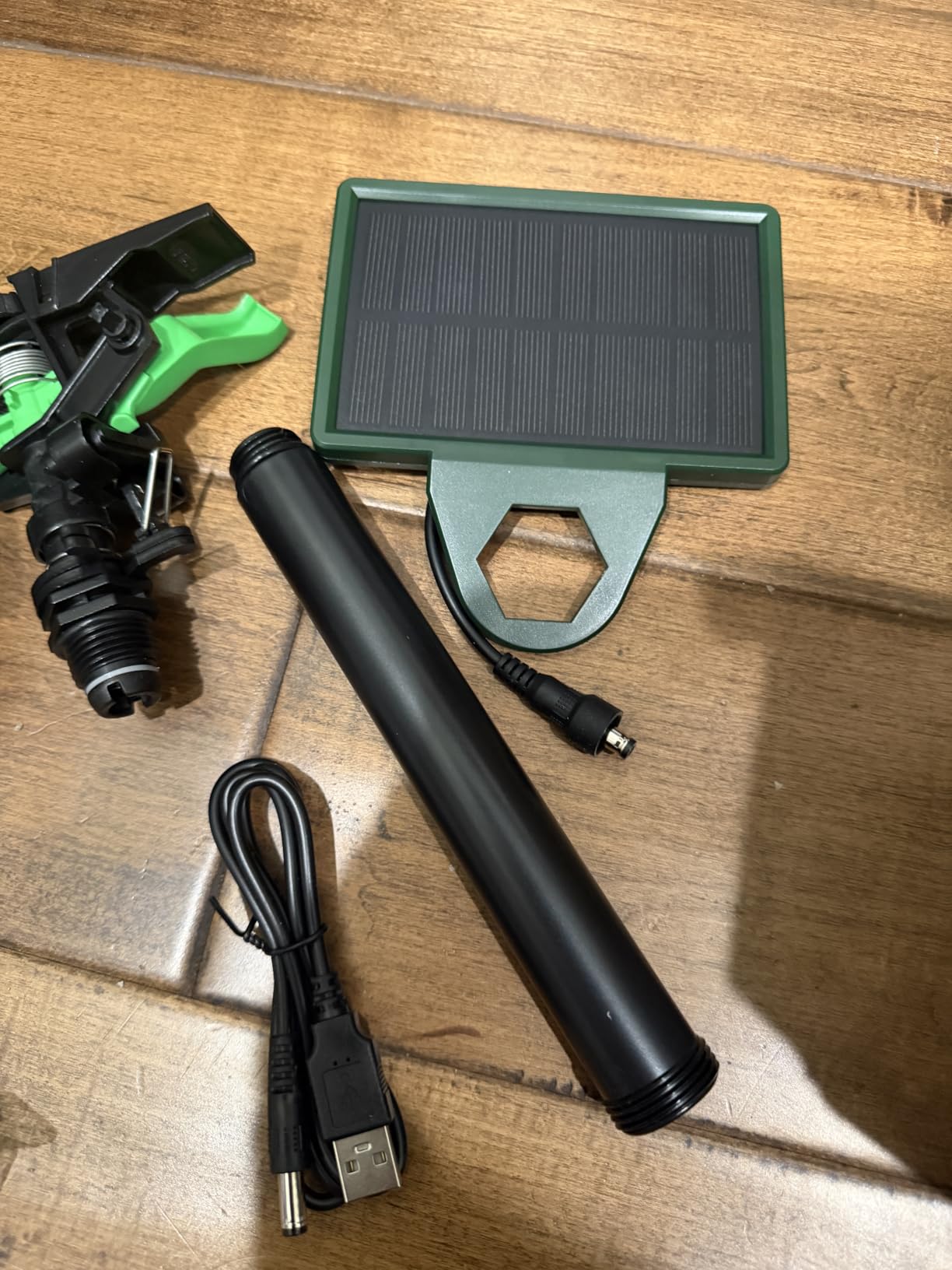 2 Packs Motion Activated Animal Repeller with Water Sprinkler, Deer Repellent Devices Solar Powered, IP65 Waterproof Deer Repellent with Flashing Light, Deter Cats Dogs Skunks Raccoons from Garden customer photo 2