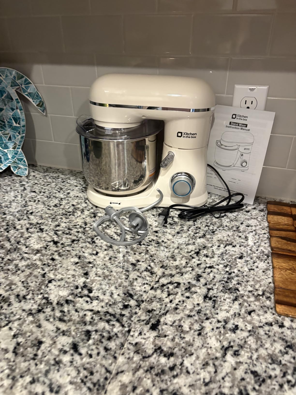 Kitchen in the Box Stand Mixer, 3.5 QT Kitchen Electric Mixer for Baking, 10-Speed Dough Mixer with Dishwasher-Safe Bowl, Dough Hook, Beater, Egg Whisk (White) customer photo 1