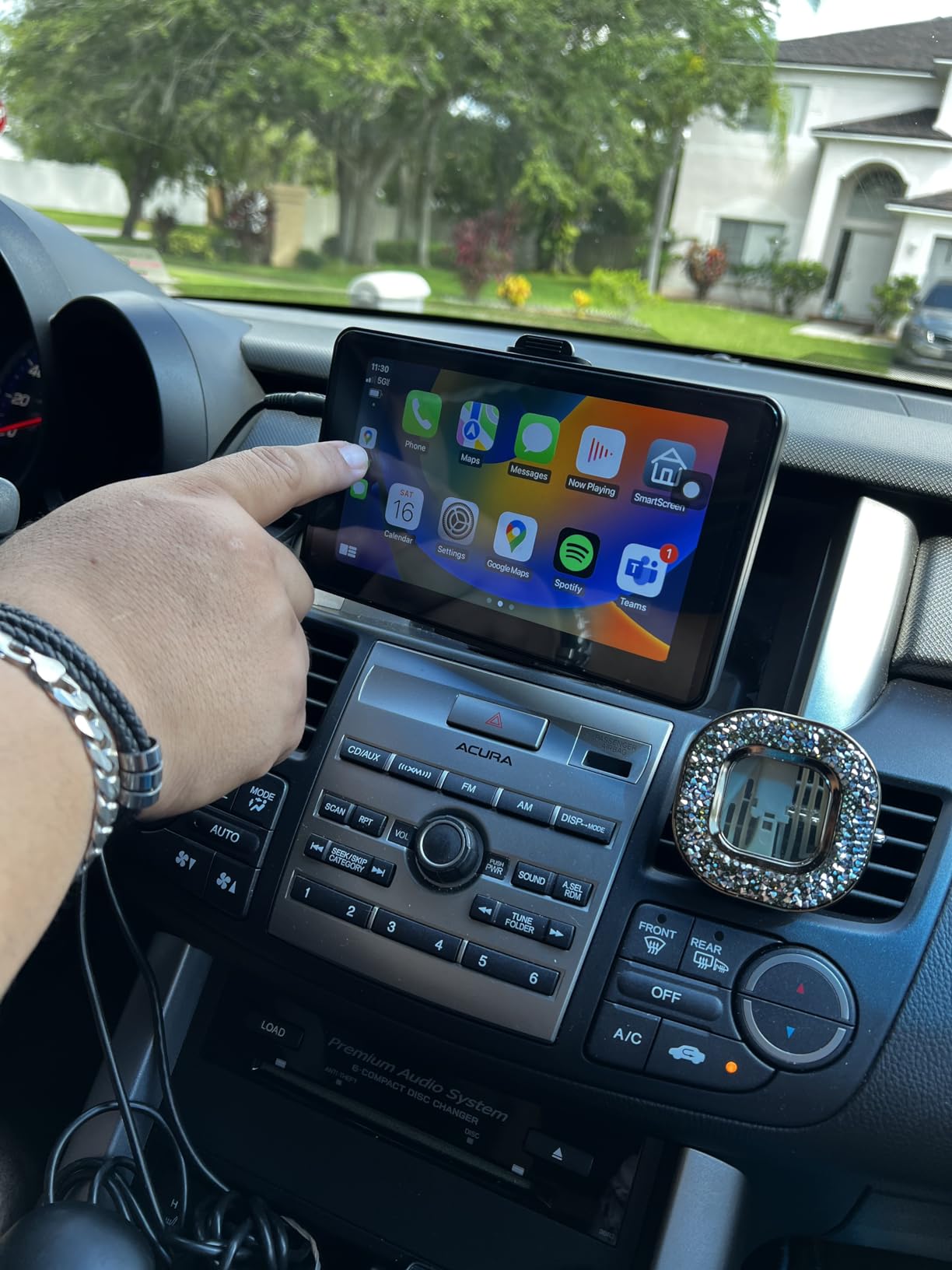 8 Core Radio Stereo for Toyota Tundra 2014-2021( fit JBL or no JBL ) with Wireless CarPlay & Android Auto, 4+64G 9 Inch QLED Toyota Tundra Head Unit,Steering Wheel Control, GPS Navagation,AM/FM Radio customer photo 1