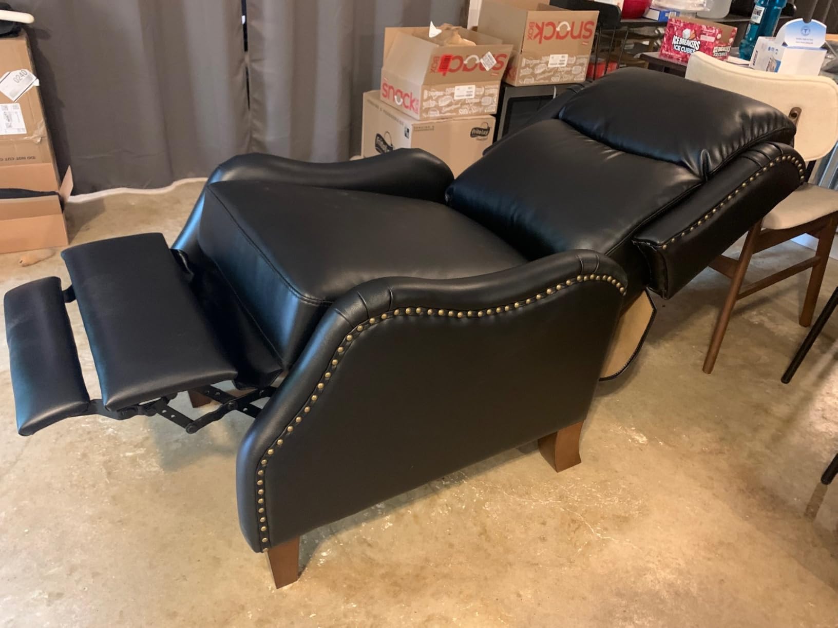 KISLOT Zero Wall Power Recliner Chair,Wall Hugger Faux Leather Recliner Sofa with Comfortable Backrest,High Wood Leg USB & Type C Dual Charge Ports for Living Room, Small Spaces,Blue customer photo 2