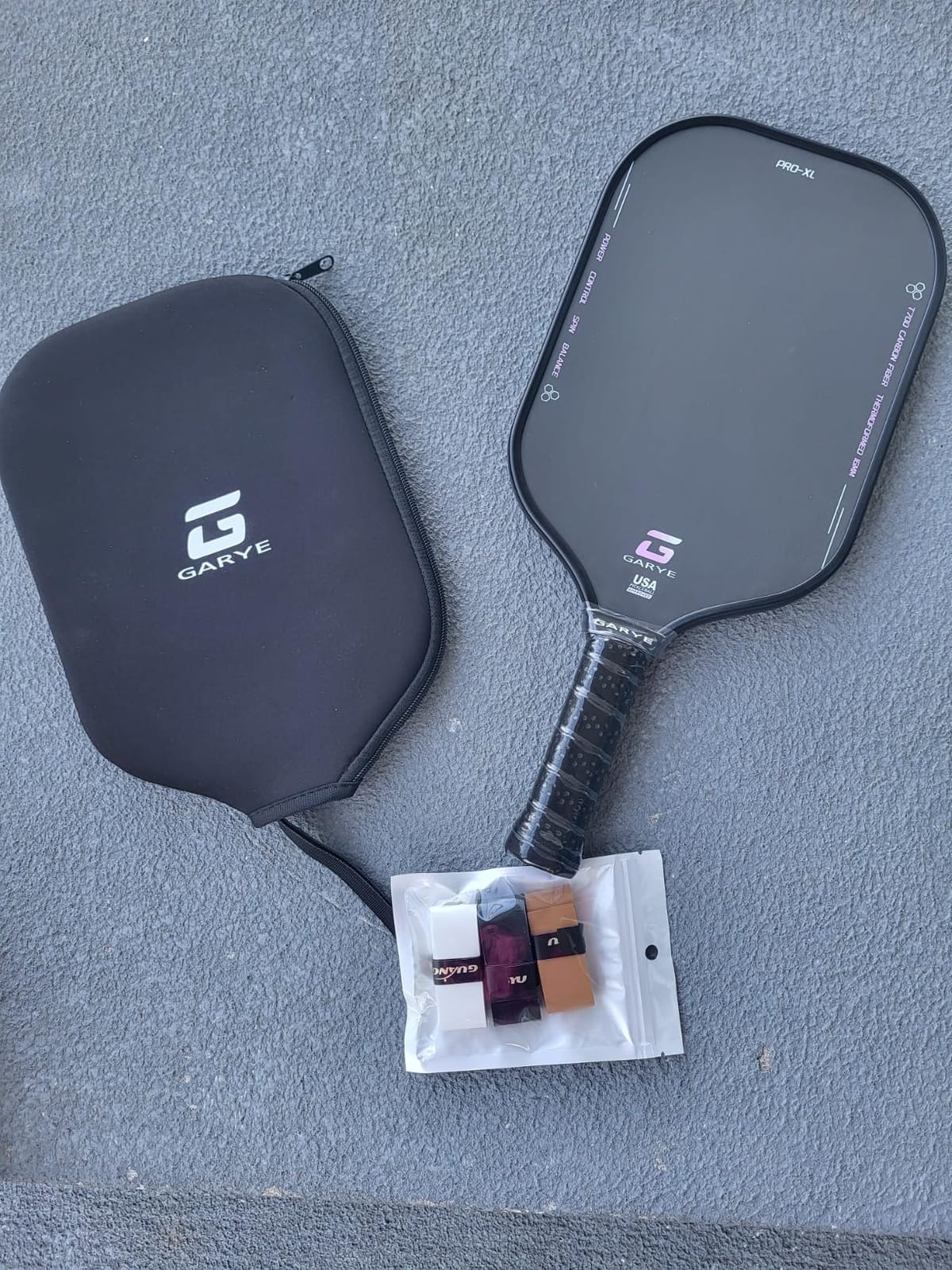 GARYE Pickleball Paddle, T700 Raw Carbon Fiber Paddles, USAPA Approved customer photo 2