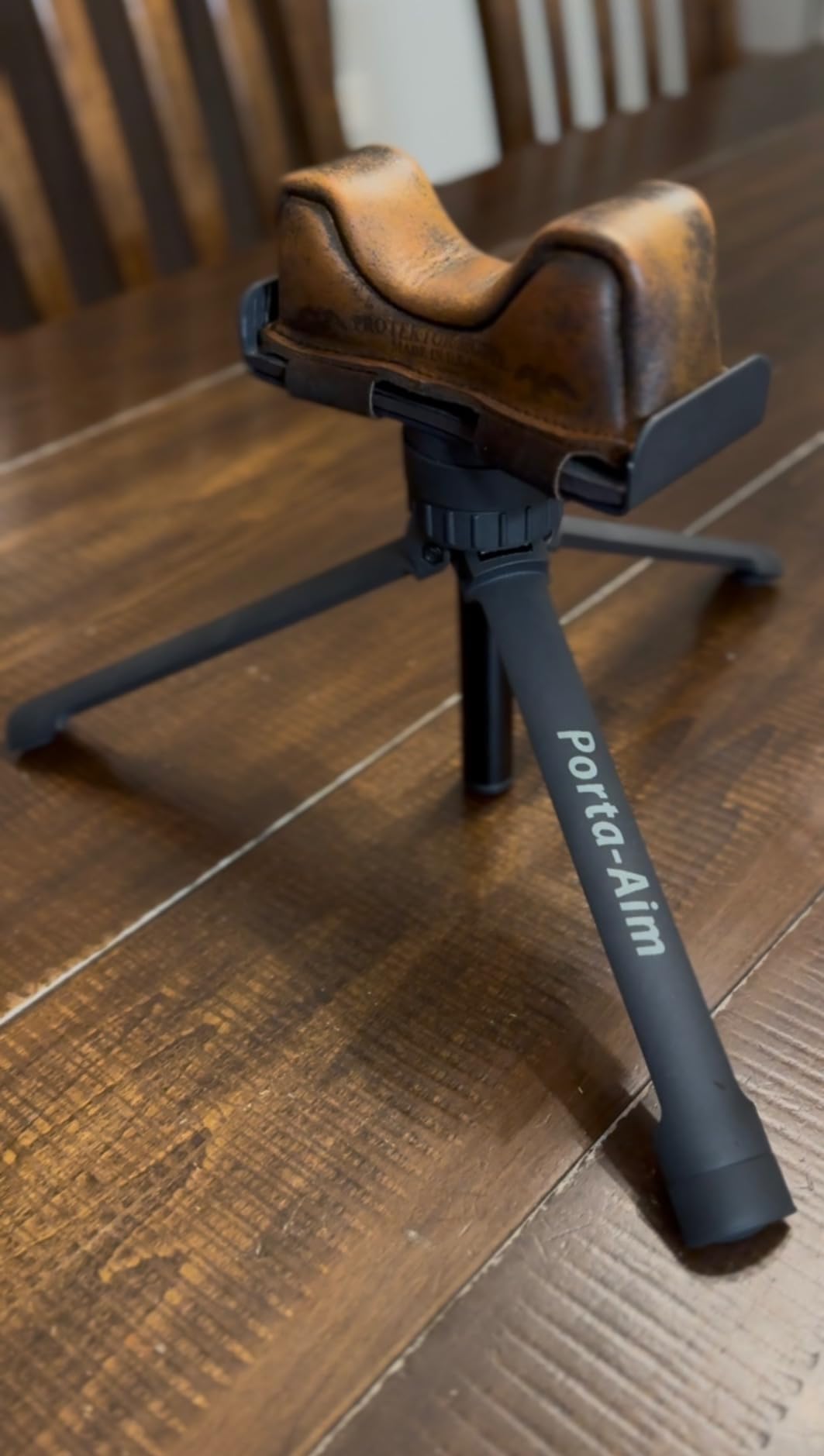 Vanguard Porta Aim Gun Rest. Compact and Portable Bench Rest. Quick Height Adjustment. Anti-Vibration Bag Rotates 360 Degrees , Black customer photo 1
