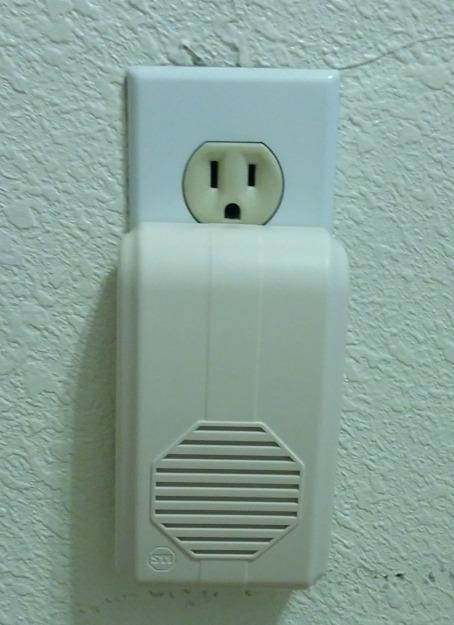 Safety Technology International, Inc. STI-3300 Wireless Doorbell Extender with Receiver Connects to Existing Hardwired Doorbell, Part of Musical Wireless Chime Series customer photo 1