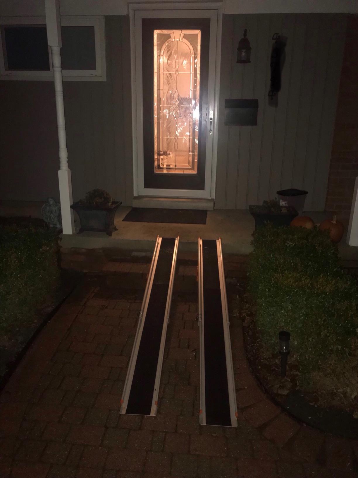 Ruedamann 10FT Telescopic Wheelchair Ramp with Handle, 8.9