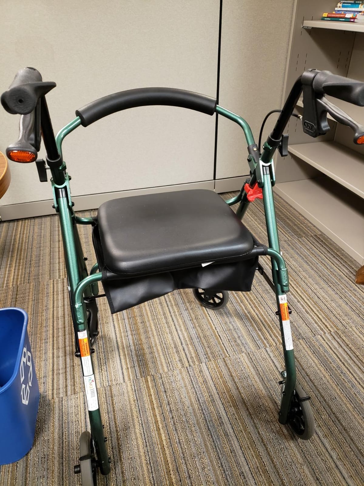 NOVA GetGo Classic Rollator Walker for Seniors, Lightweight Folding Rolling Walker with Wheels, Lock N Load for Easy Transport & Storage, Adjustable Height 5'4
