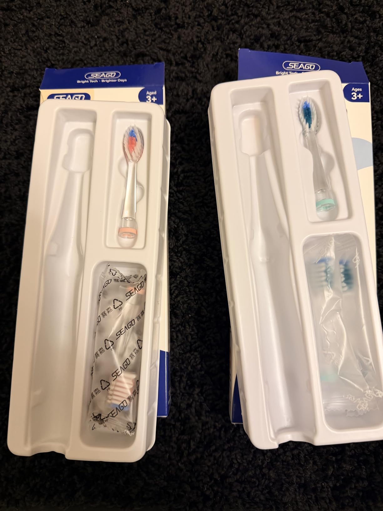 SEAGO Kids Electric Toothbrush, Timer, LED Light, AAA-Powered, 4 Heads customer photo 1