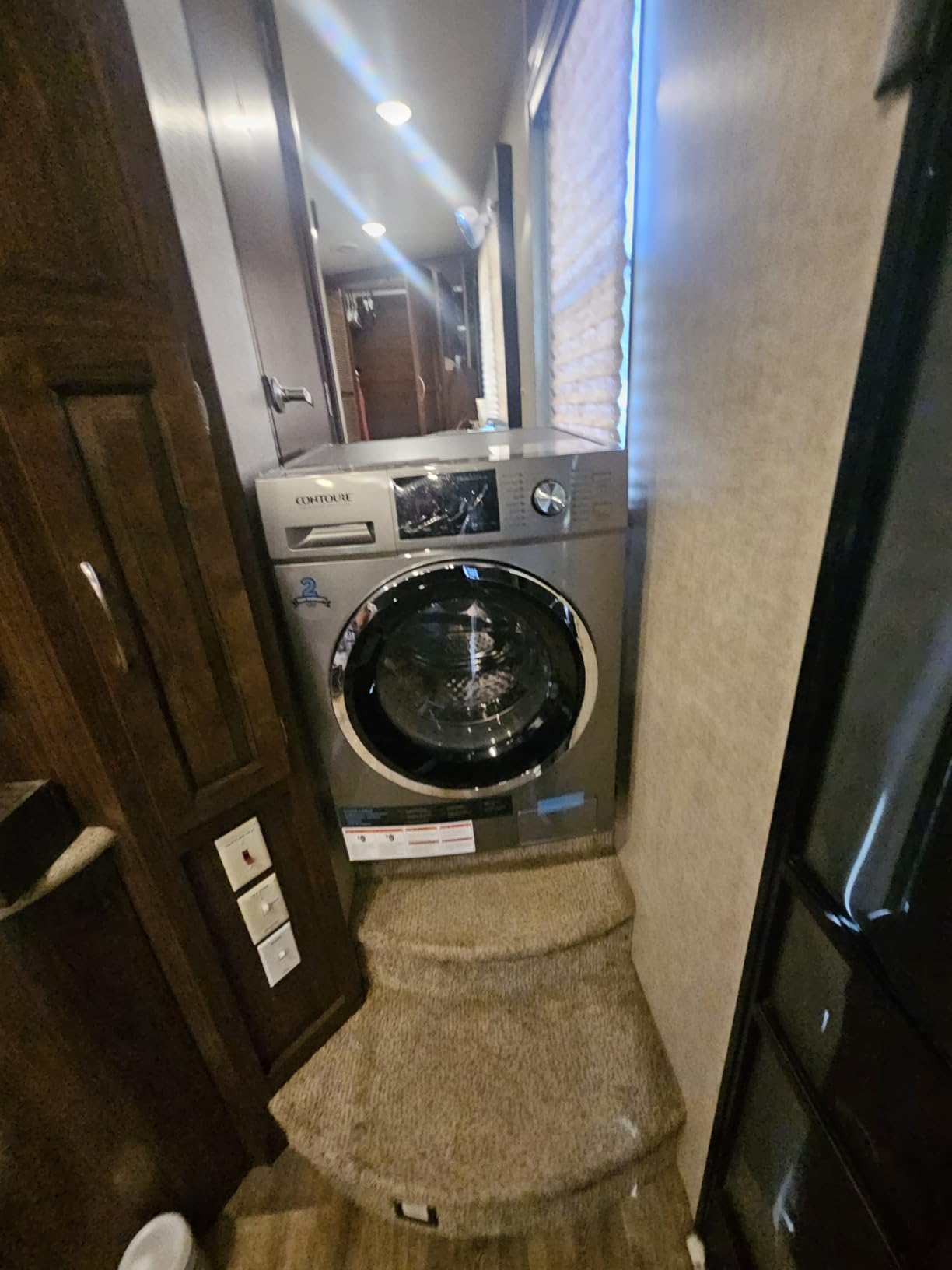 CONTOURE 2.7 cu ft Ventless Washer Dryer Combo with Steam, 120V White customer photo 1
