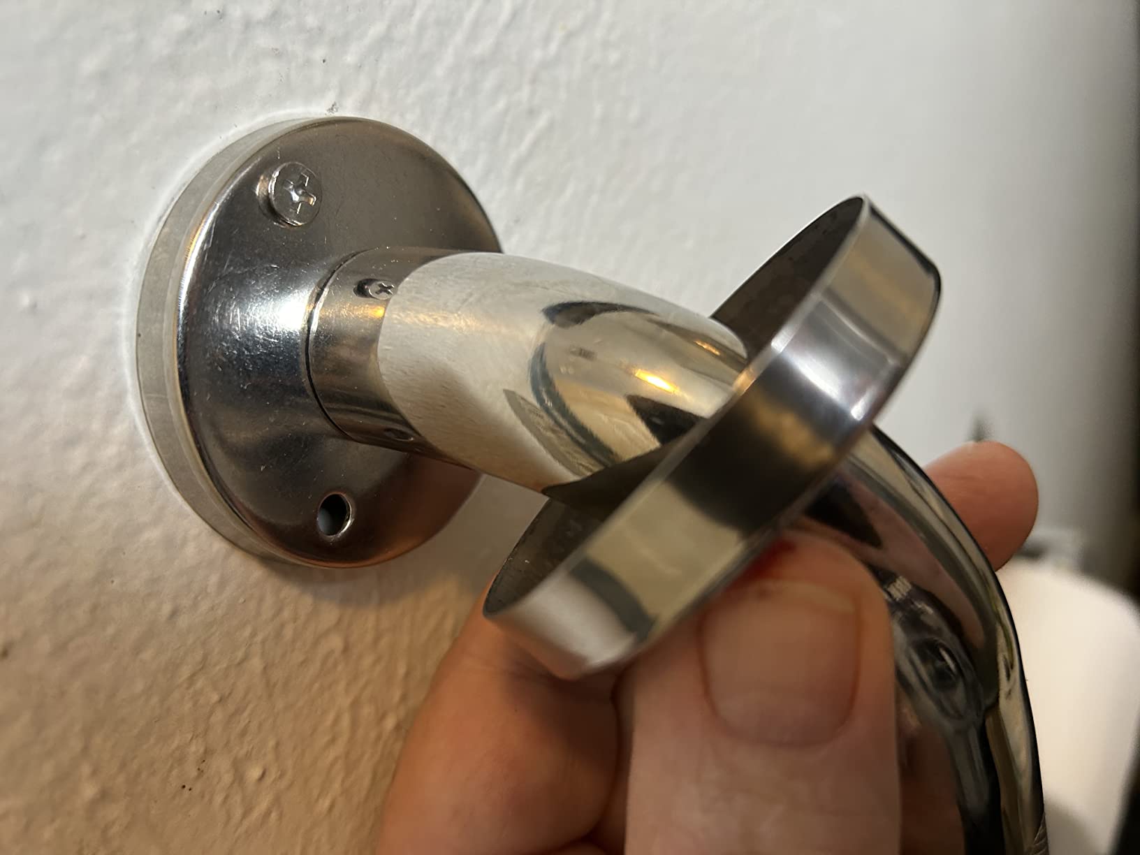 ZUEXT 16 Inch Chrome Knurled Anti Slip Stainless Steel Shower Grab Bar customer photo 2