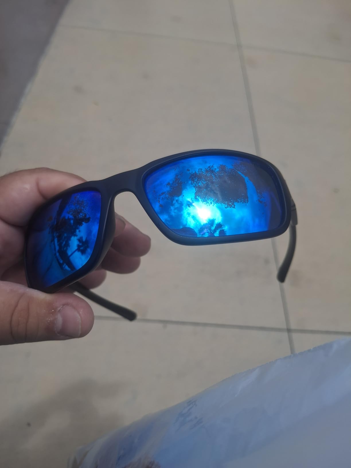maivnz Floating Polarized Fishing Sunglasses for Men Women, UV400 Lens customer photo 2