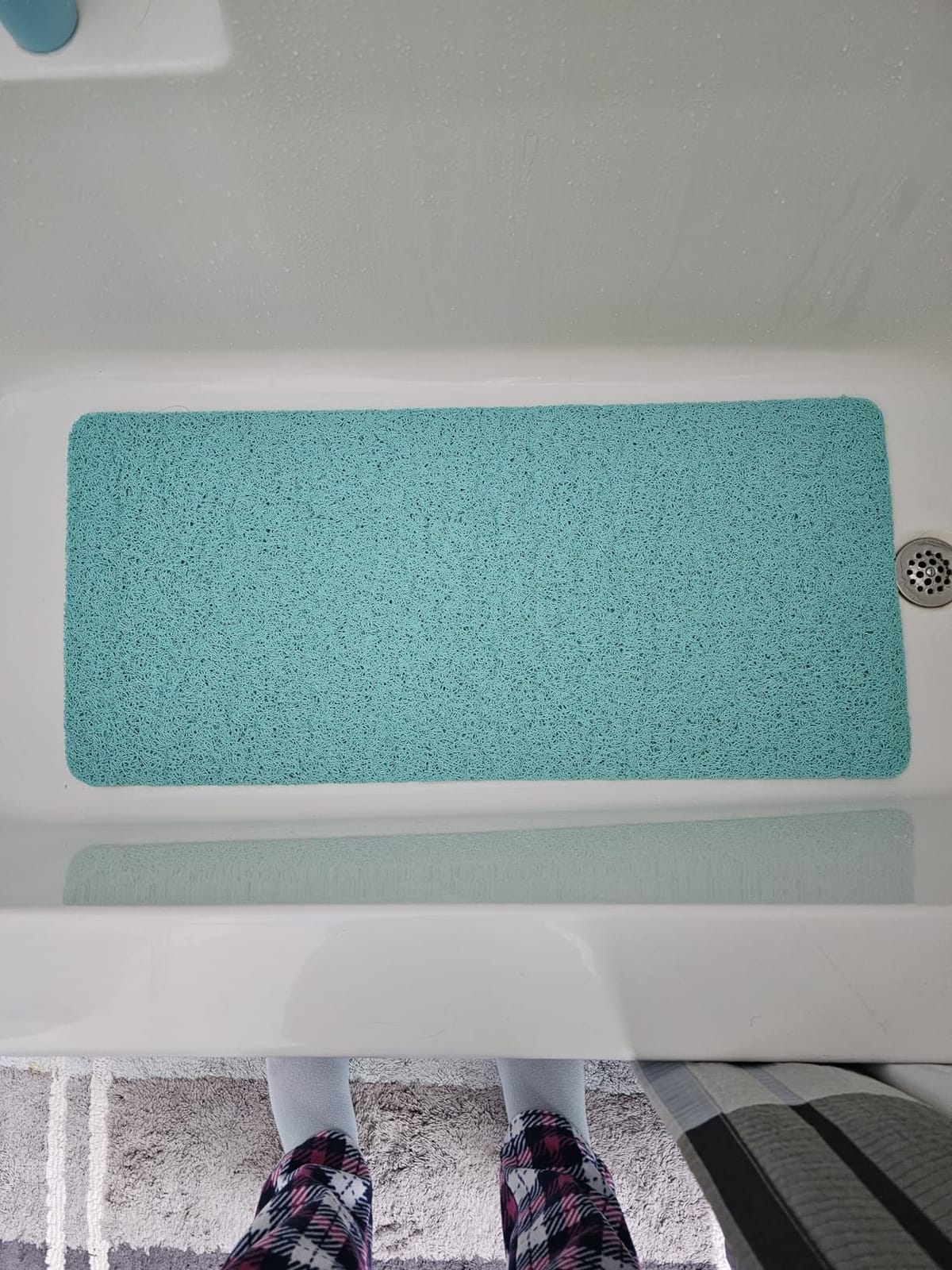 LuxStep Shower Mat Bathtub Mat,24x16 inch, Non-Slip Bath Mat with Drain, Quick Drying PVC Loofah Bathmat for Tub,Shower,Bathroom (Phthalate Free,Grey) customer photo 1