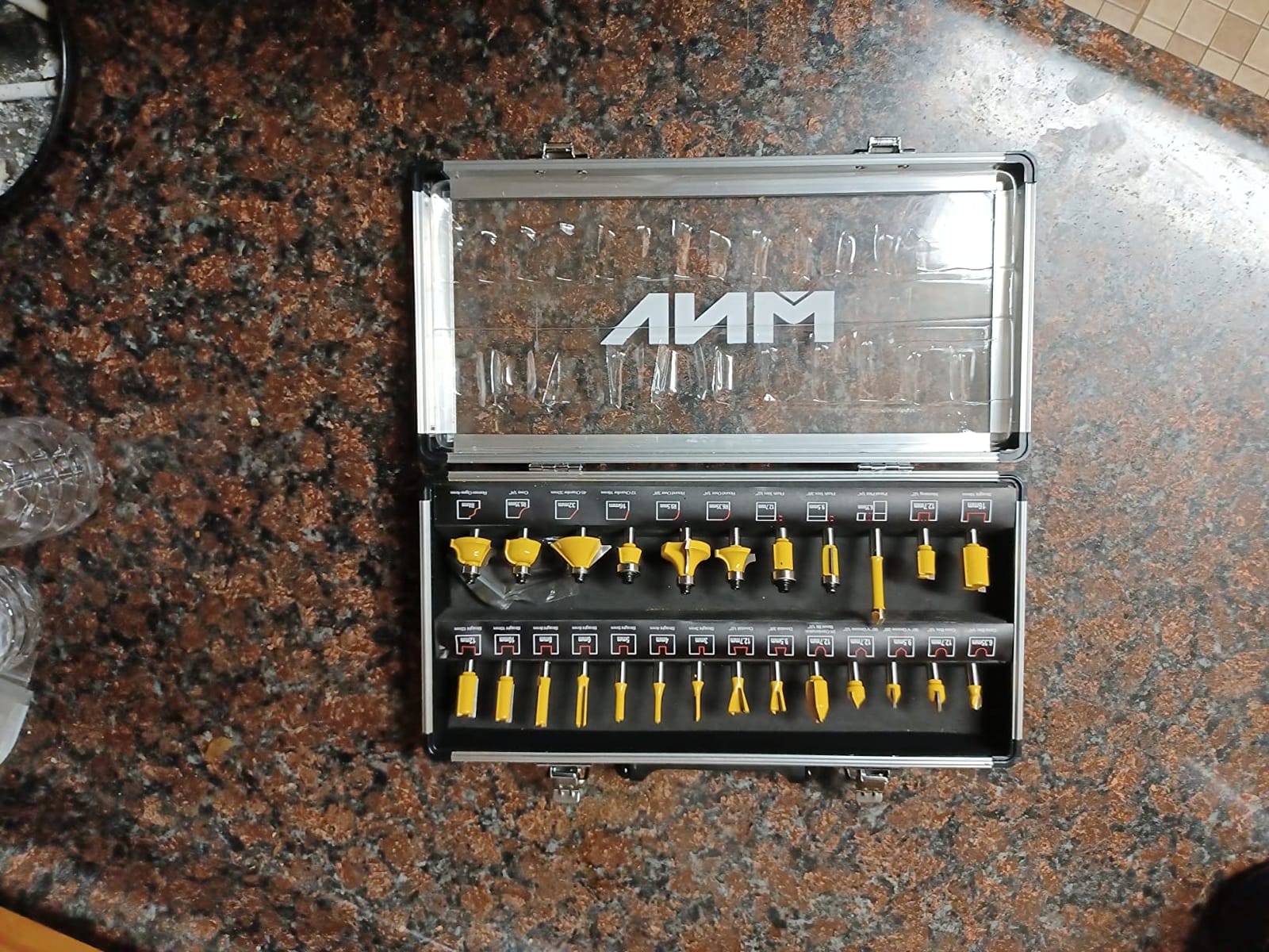 MNA Router Bit Set 25 Pieces 1/4 Inch customer photo 1