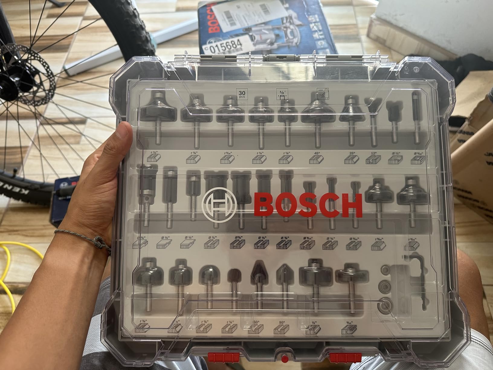 BOSCH RBS015MBS 15-Piece Carbide-Tipped Wood Router Bits Set customer photo 1