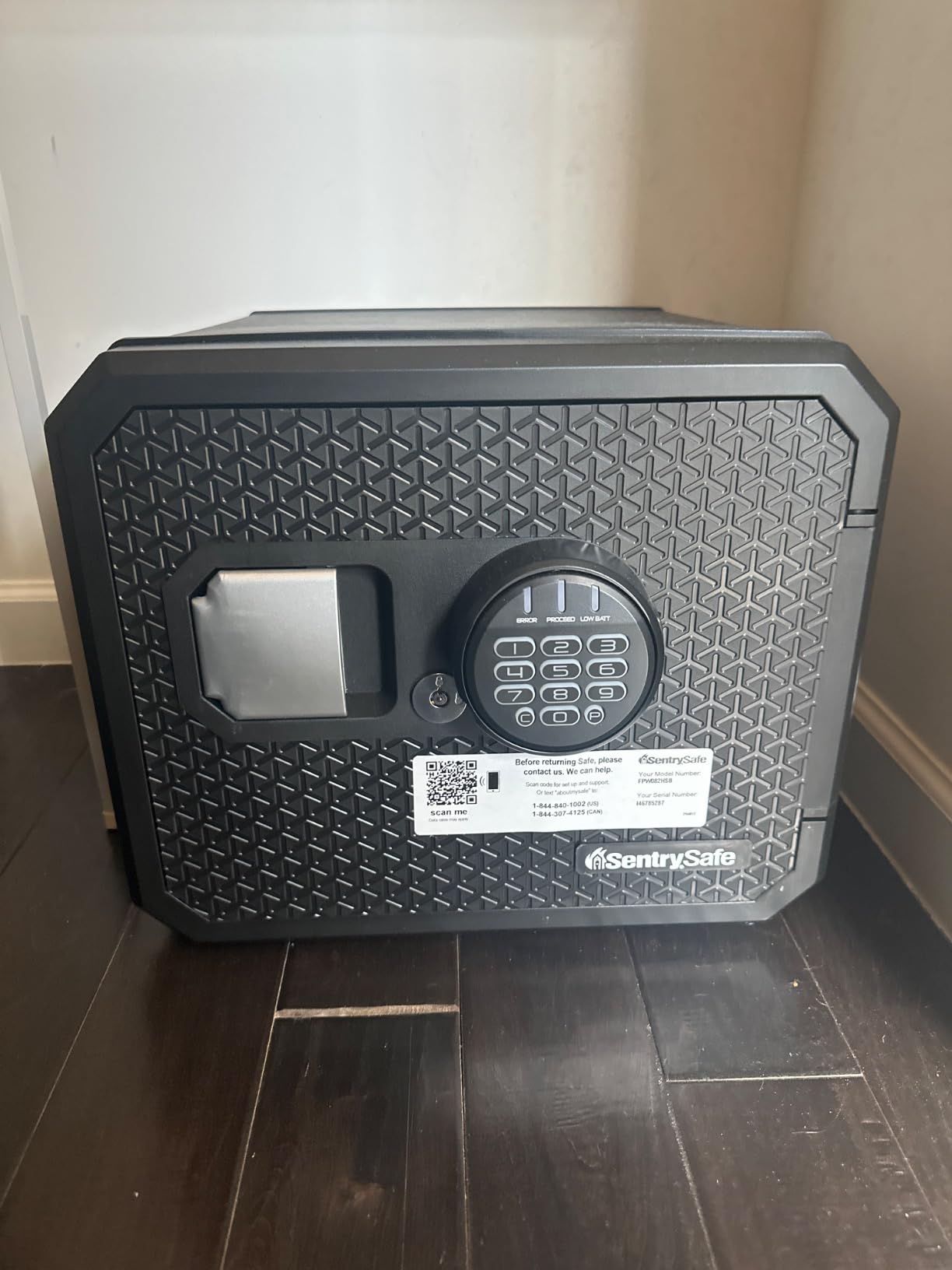 SentrySafe Fireproof and Waterproof Large Safe with Digital Keypad, Override Key, and Adjustable Shelf for Home, Dorm, or Office, 0.81 Cubic Feet, FPW082HSB customer photo 2