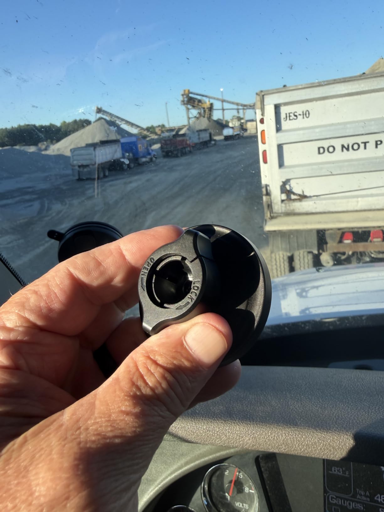 VANMASS for MagSafe Car Holder [Dash+Windshield+Vent] Magnetic Phone Mount customer photo 2