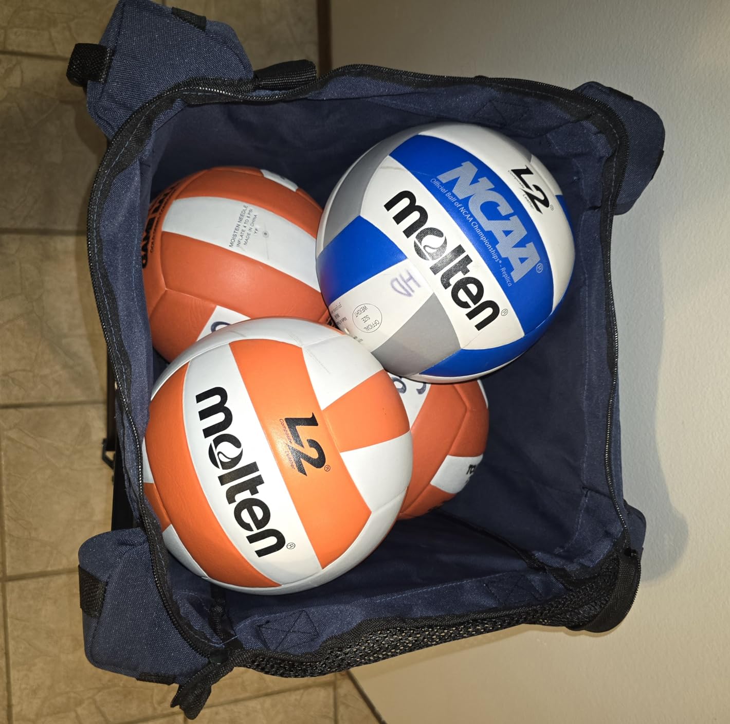 Goplus Foldable Tennis Ball Hoppers, Lightweight Aluminum Tennis Ball Basket with Wheels, Removable Bag, Side Pockets, Carry Bag, Portable Sports Teaching Cart Holds 150 Tennis Balls (Blue) … customer photo 1