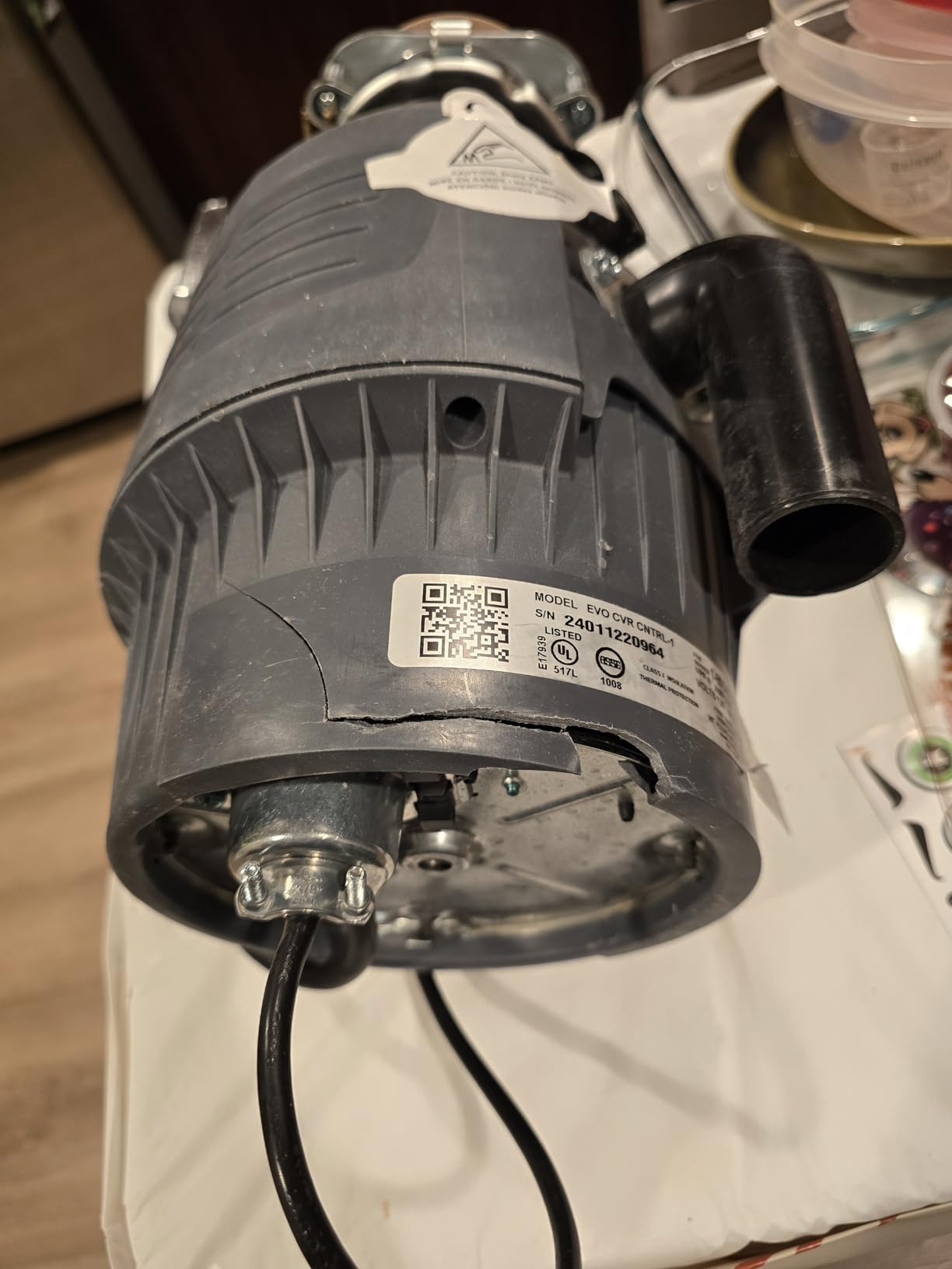 InSinkErator Evolution Cover Control 3/4 HP Garbage Disposal, Advanced Series EZ Connect Batch Feed Food Waste Disposer customer photo 2