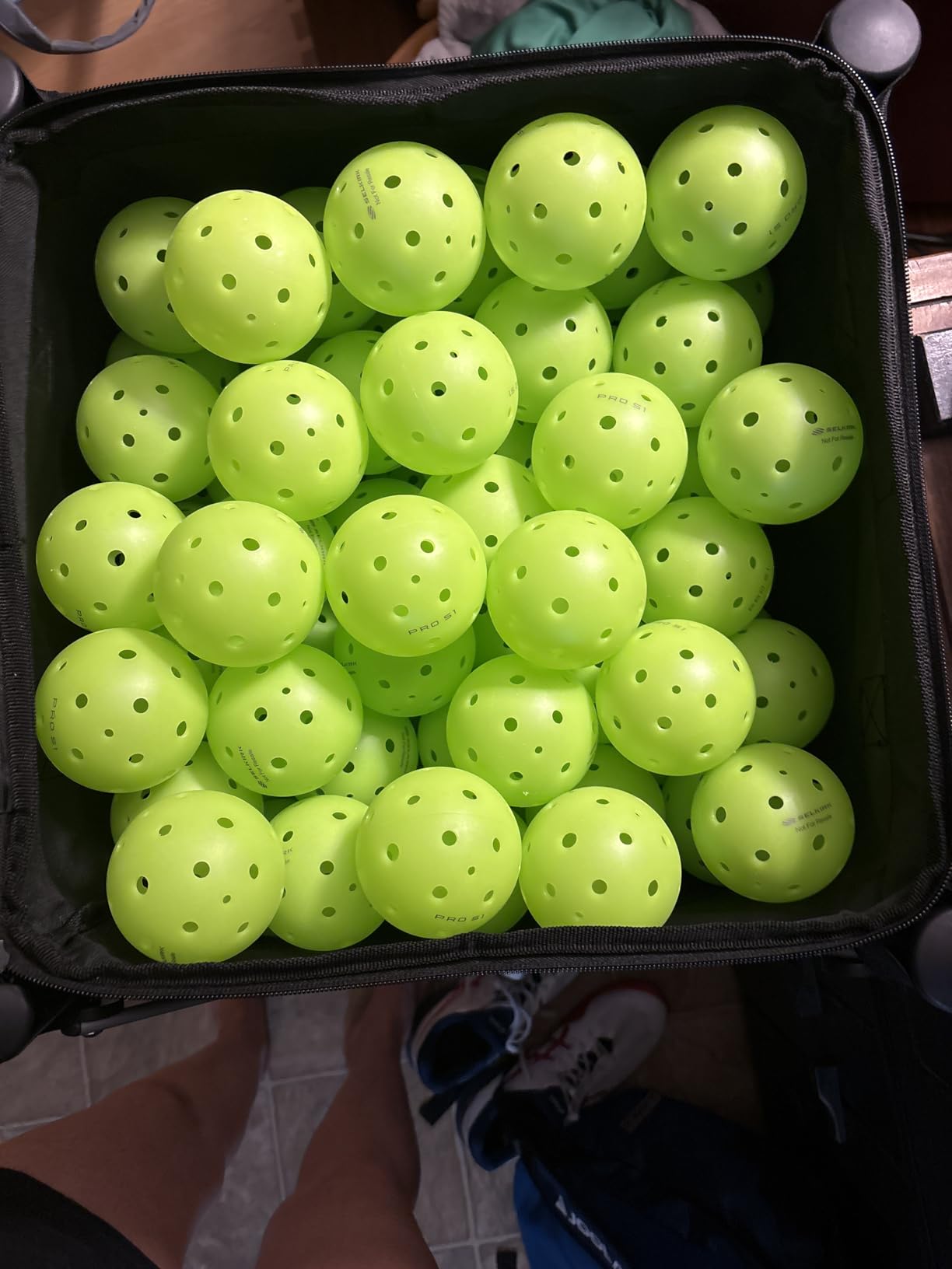 Angooni Professional Tennis Cart, 150/240 Ball Capacity, Silent PU Wheels customer photo 2