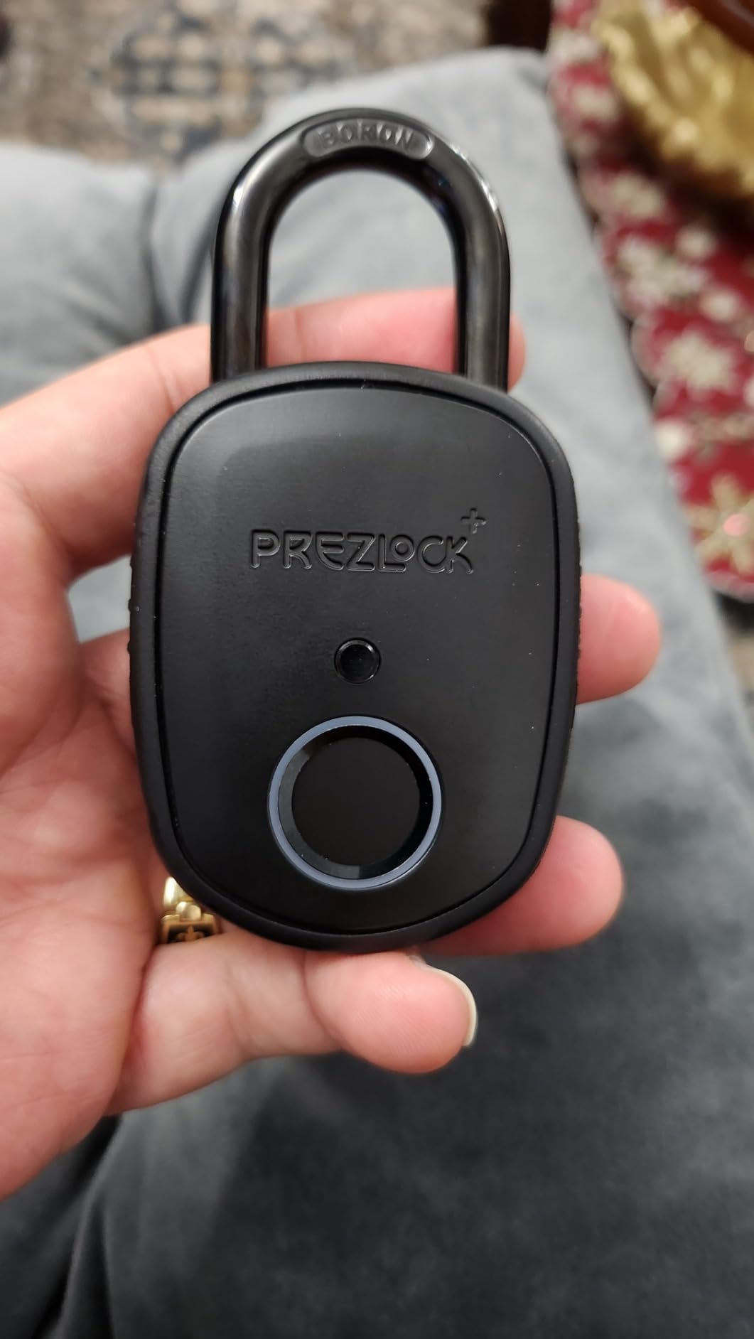 Smart Fingerprint Padlock with Key, Biometric Padlock with APP, Suitable for Outdoor and Heavy Duty, IP65 Waterproof. customer photo 1